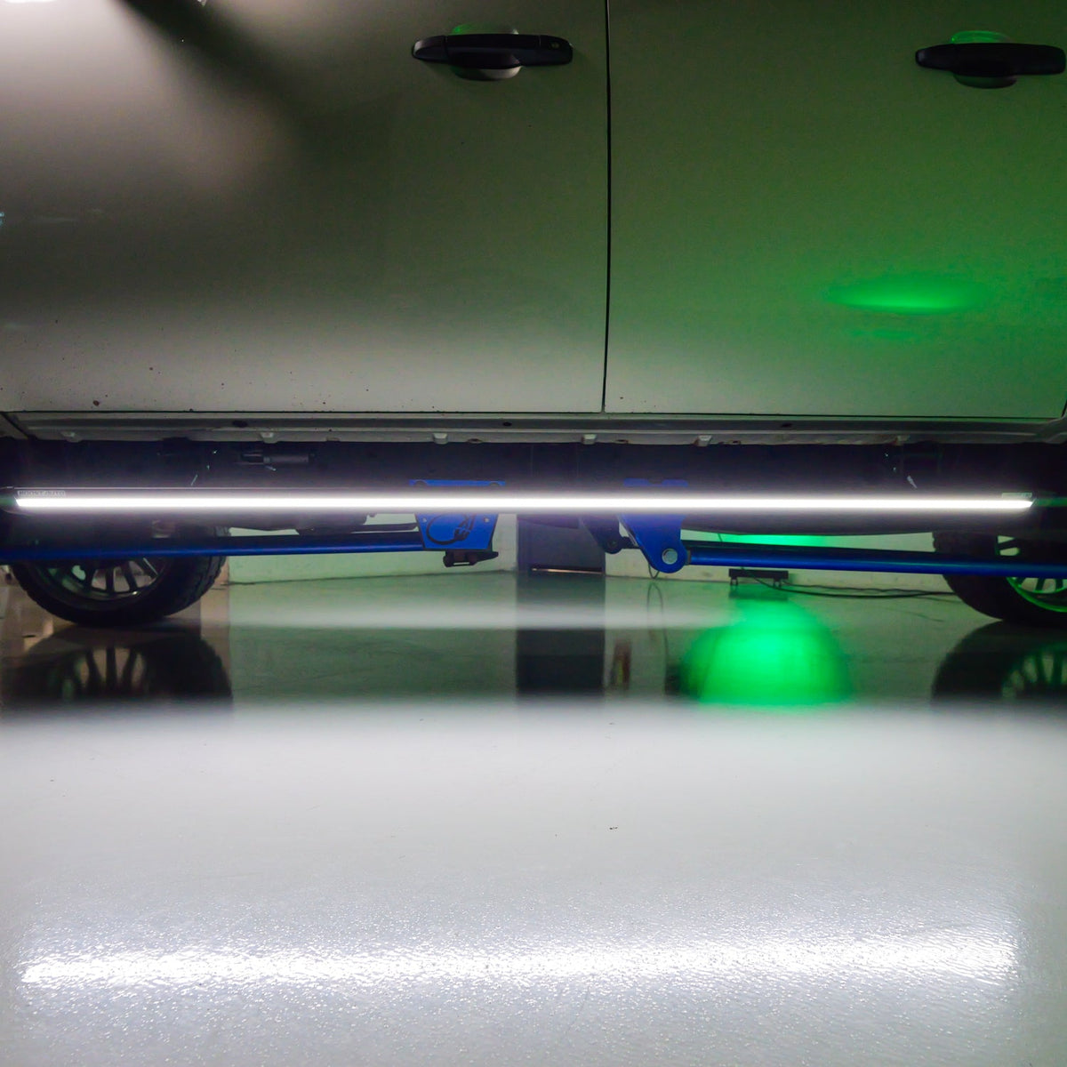 2007-2014 Chevy Silverado & GMC Sierra | Powered Light Up Running Boards
