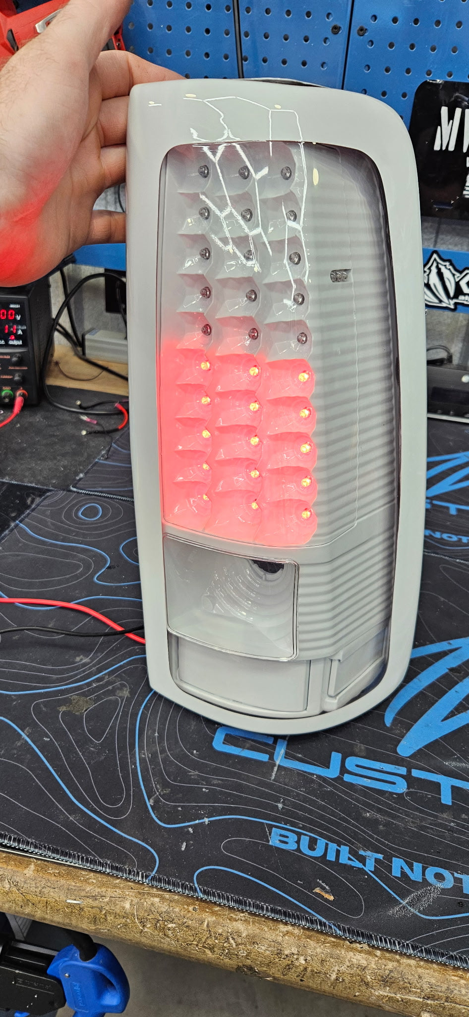 1999-2006 GMC SIERRA | 2003-2007 CHEVY SILVERADO LED TAIL LIGHTS