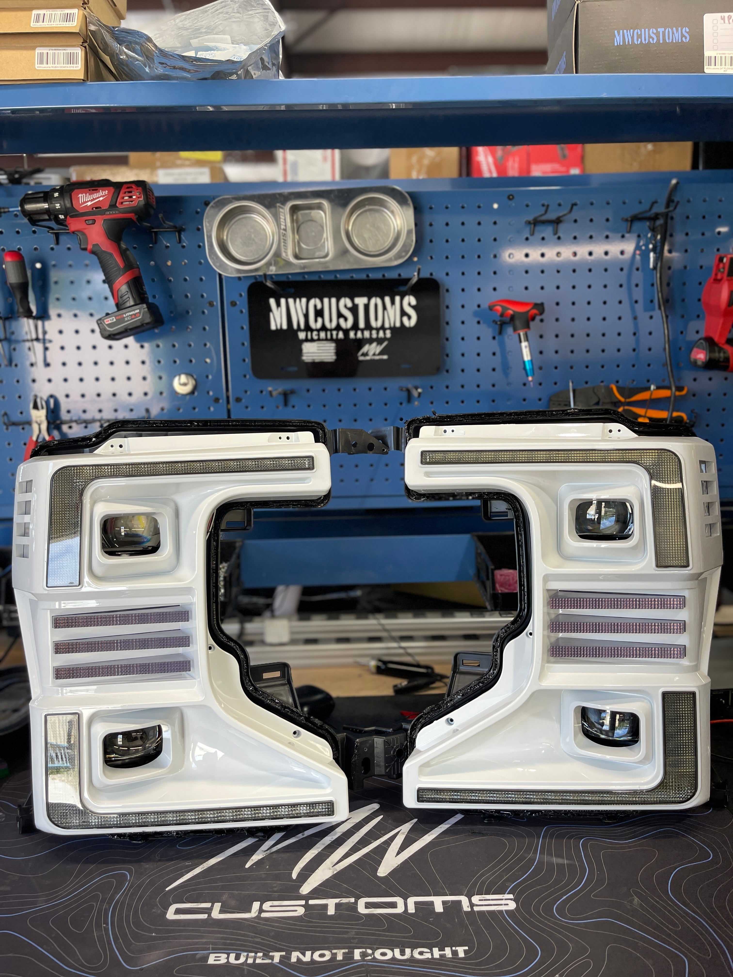 2020 - 22 FORD SUPER DUTY MORIMOTO HYBRID HEADLIGHTS