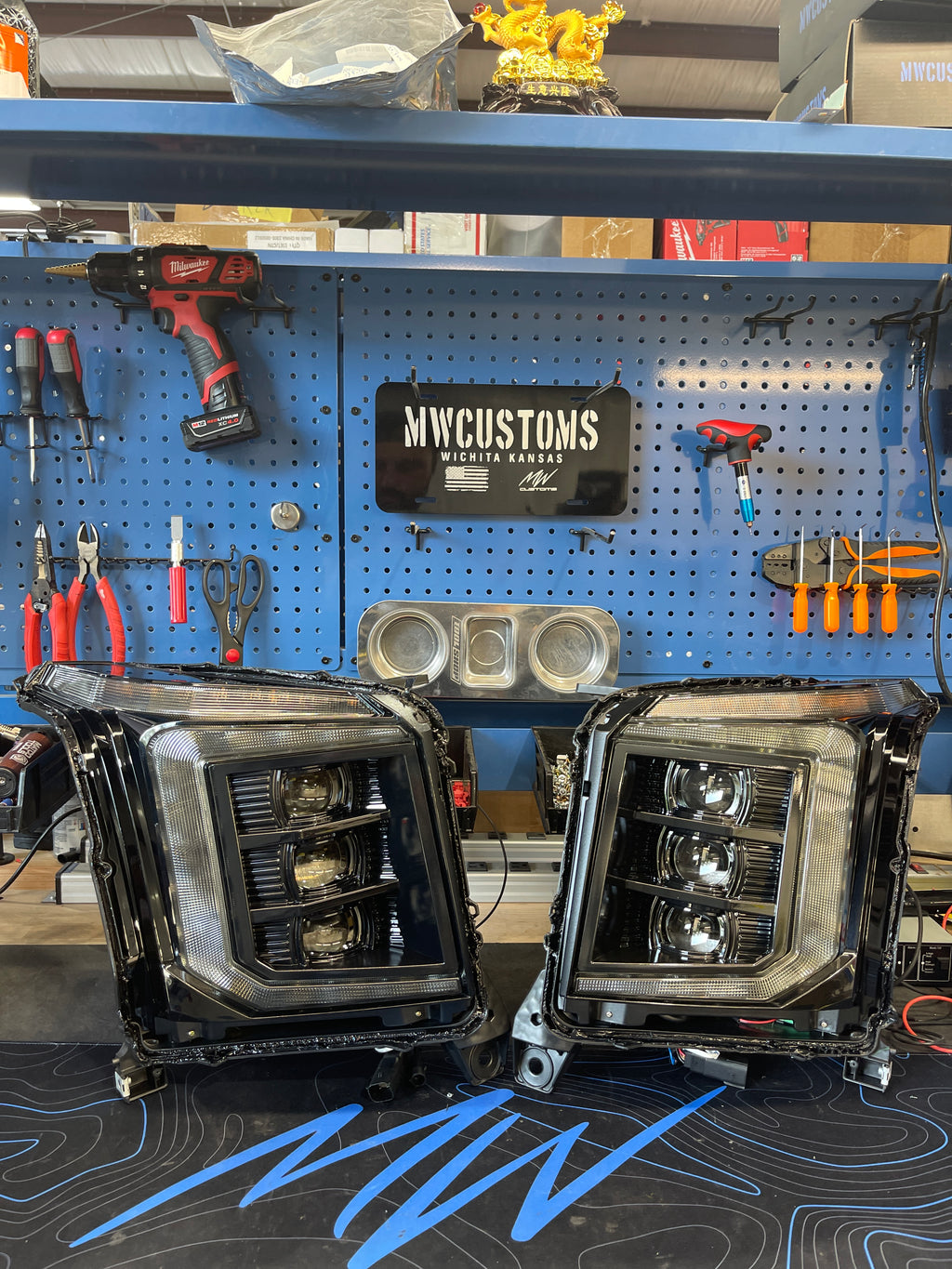 2014-18 GMC YUKON MORIMOTO XB HEADLIGHTS
