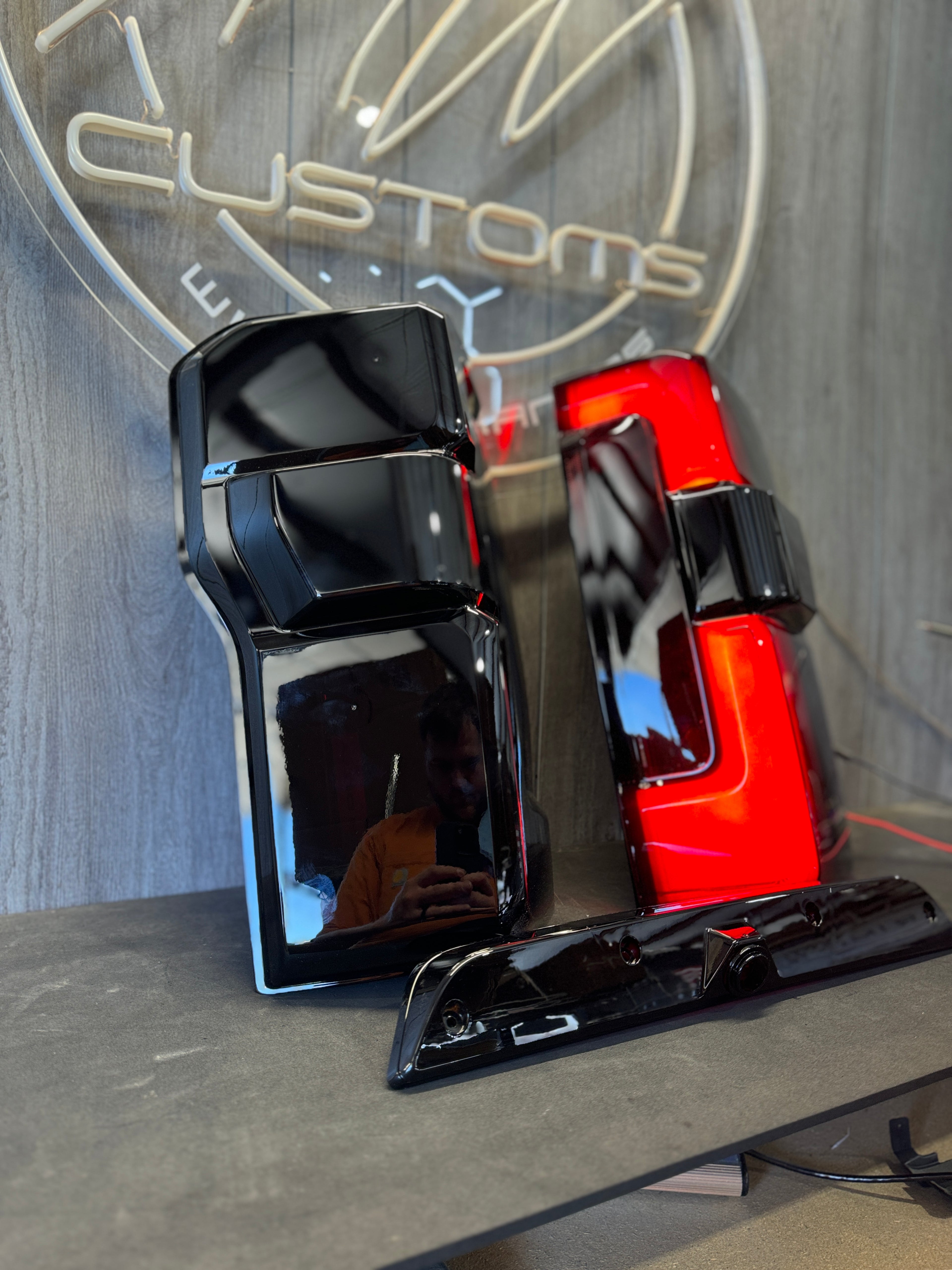 2023 - 26 FORD SUPER DUTY CUSTOM TAIL LIGHTS