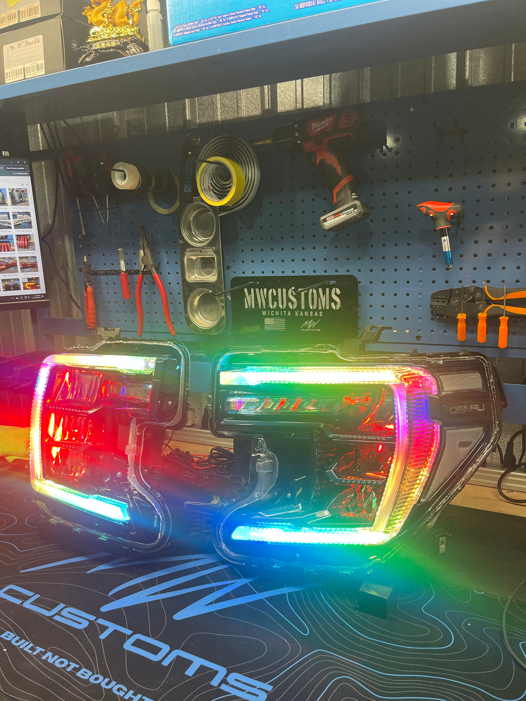 2019-2022 GMC SIERRA 1500 HEADLIGHTS