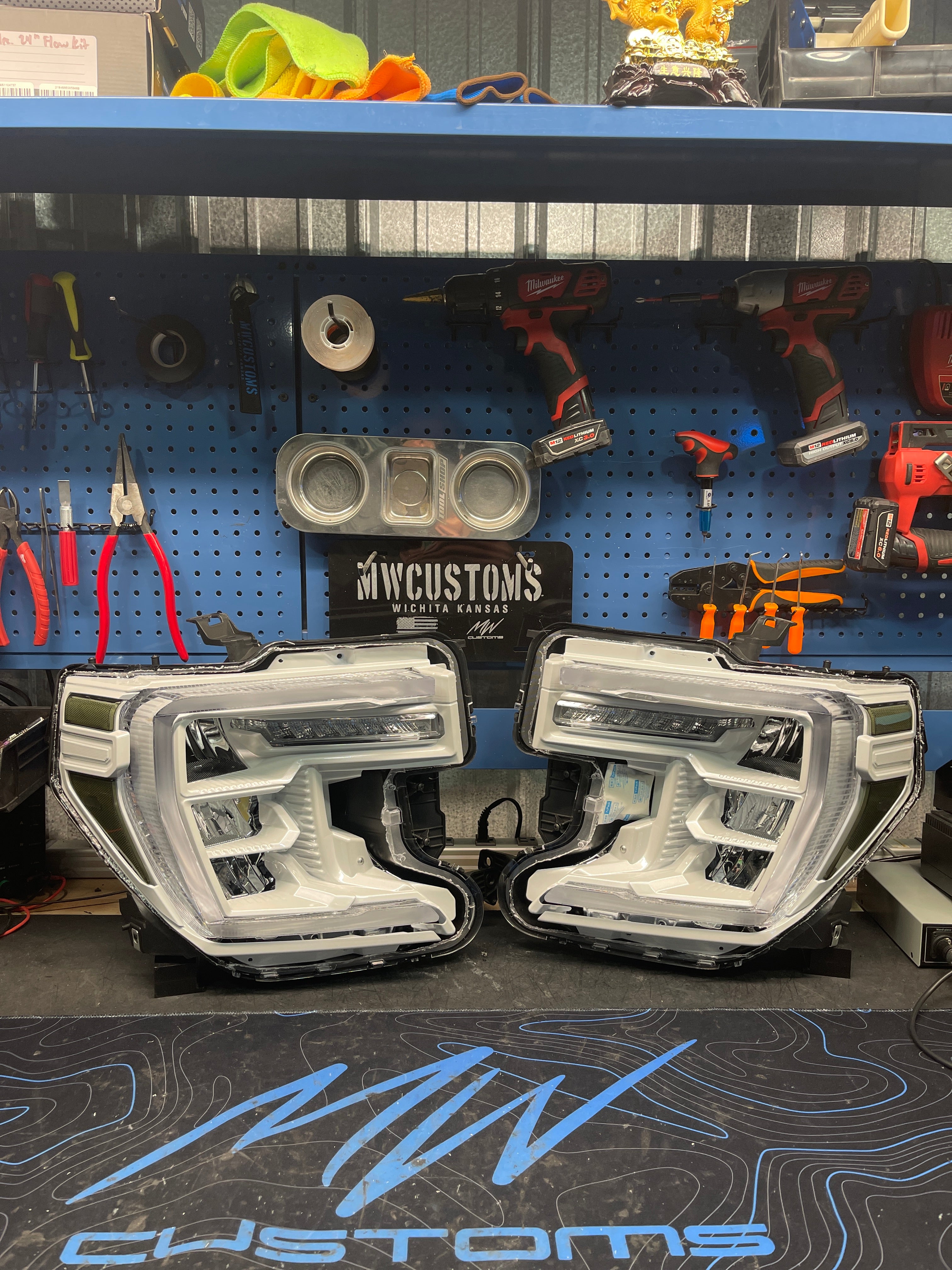 2019-2022 GMC SIERRA 1500 HEADLIGHTS