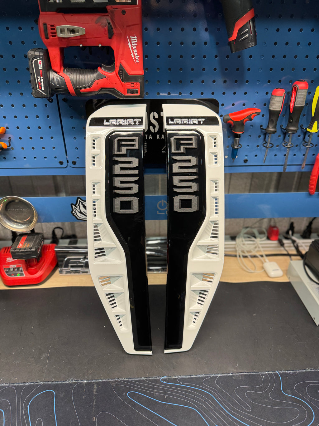 2023-2026 Ford Super Duty Fender Badges