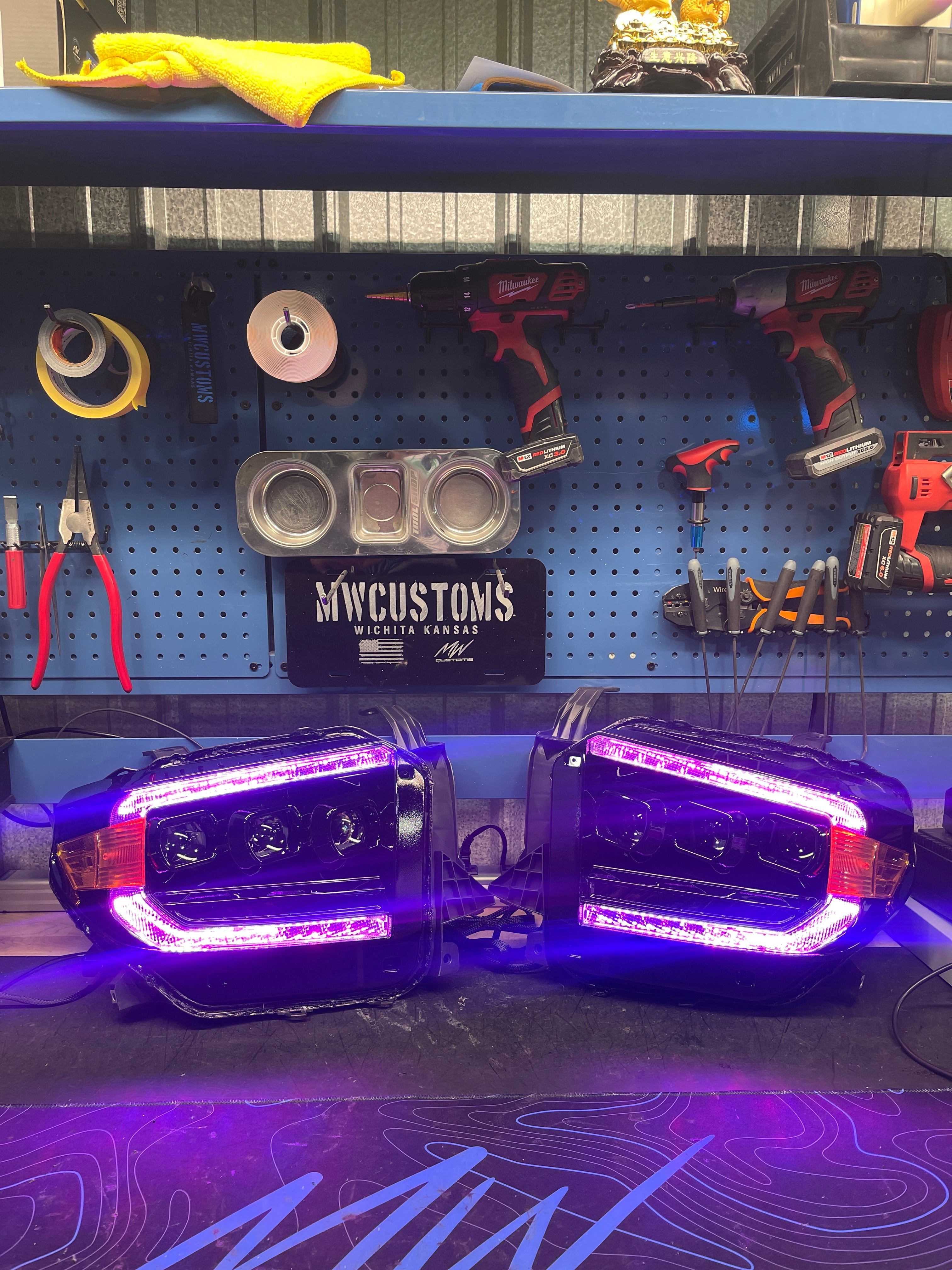 2014-21 TOYOTA TUNDRA MORIMOTO XB HEADLIGHTS