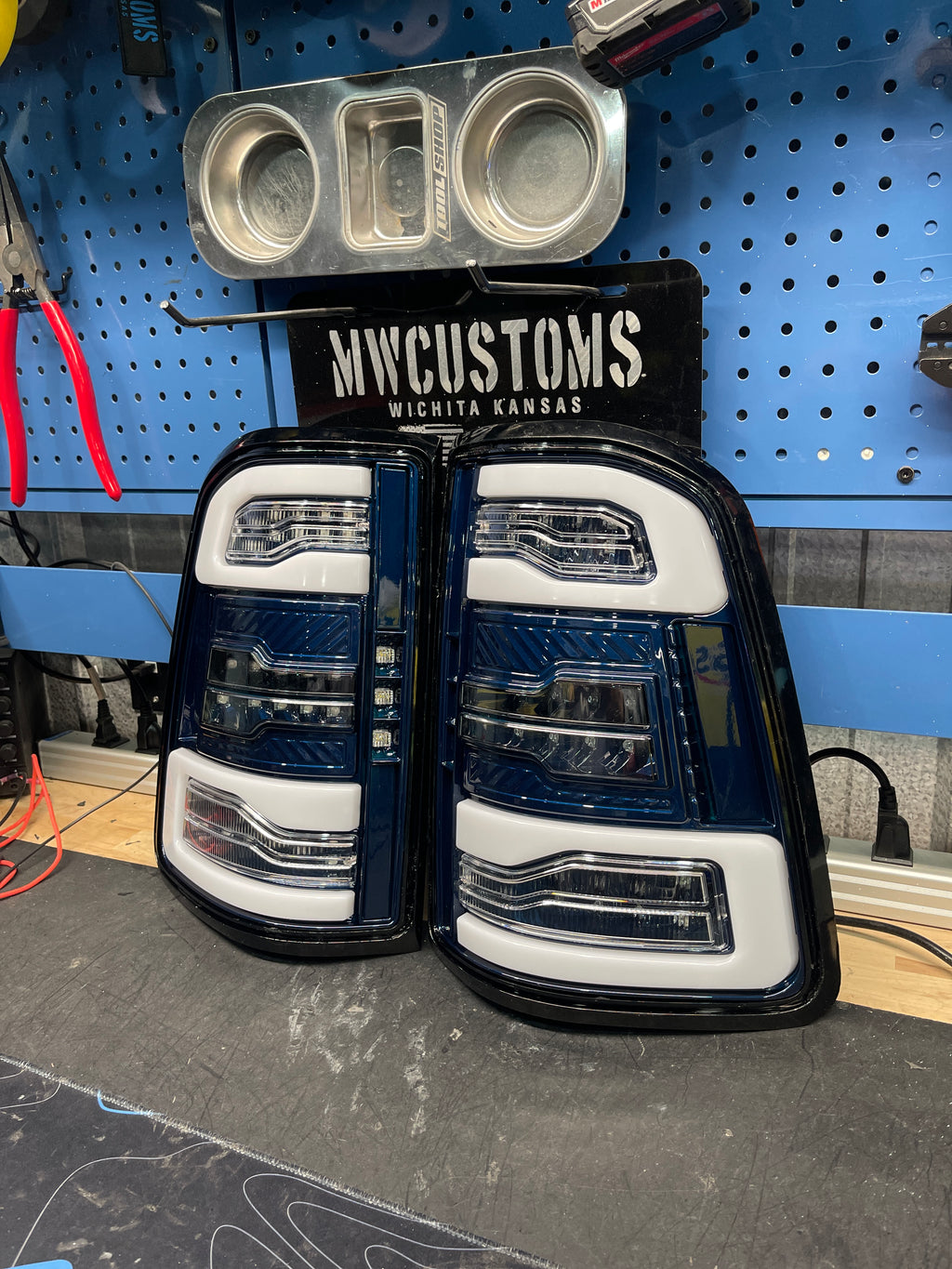 2019-2025 DODGE RAM TAIL LIGHTS 1500 ONLY
