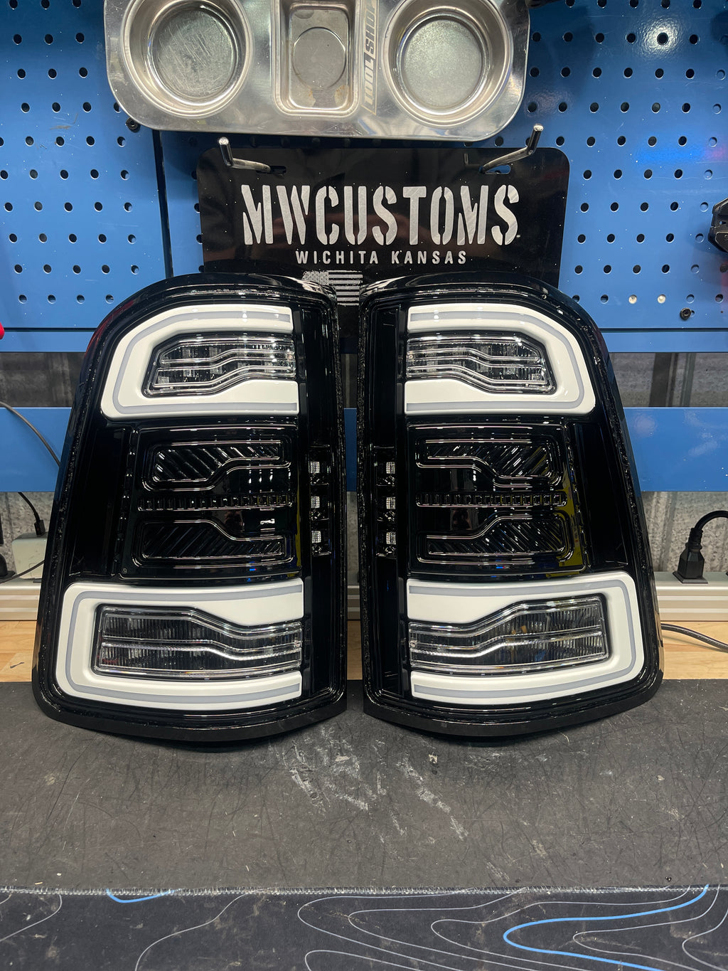 2019-2025 DODGE RAM TAIL LIGHTS 1500 ONLY