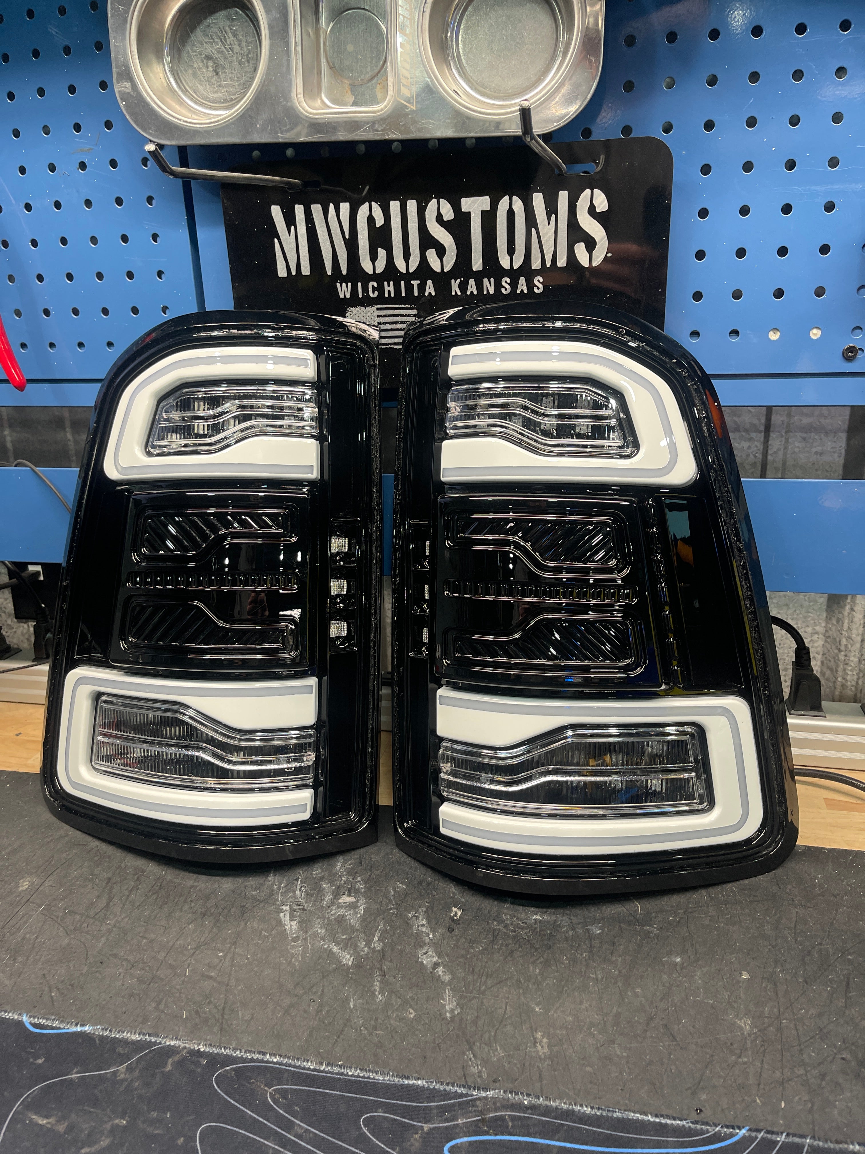 2019-2025 DODGE RAM TAIL LIGHTS 1500 ONLY