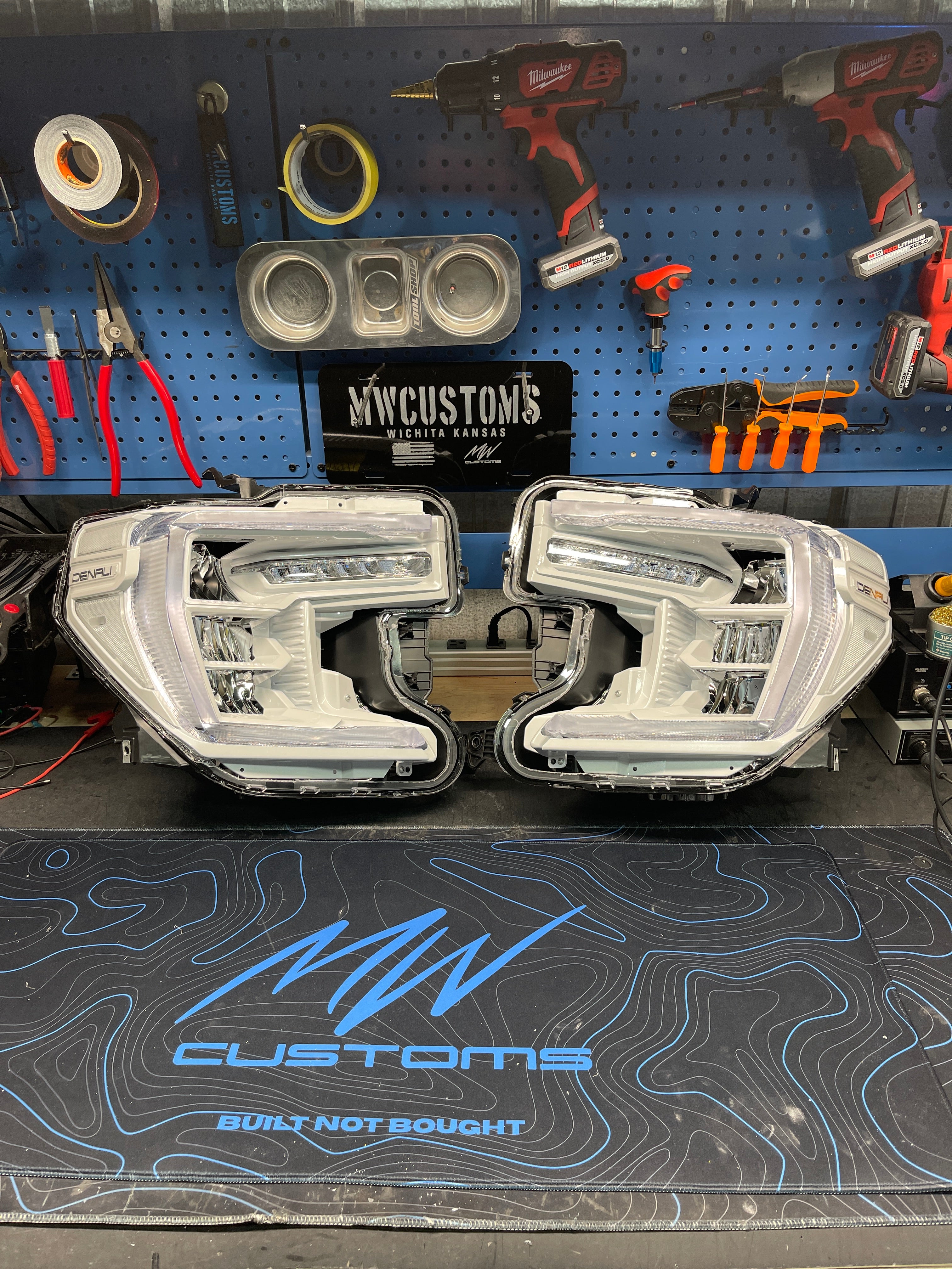 2019-2022 GMC SIERRA 1500 HEADLIGHTS