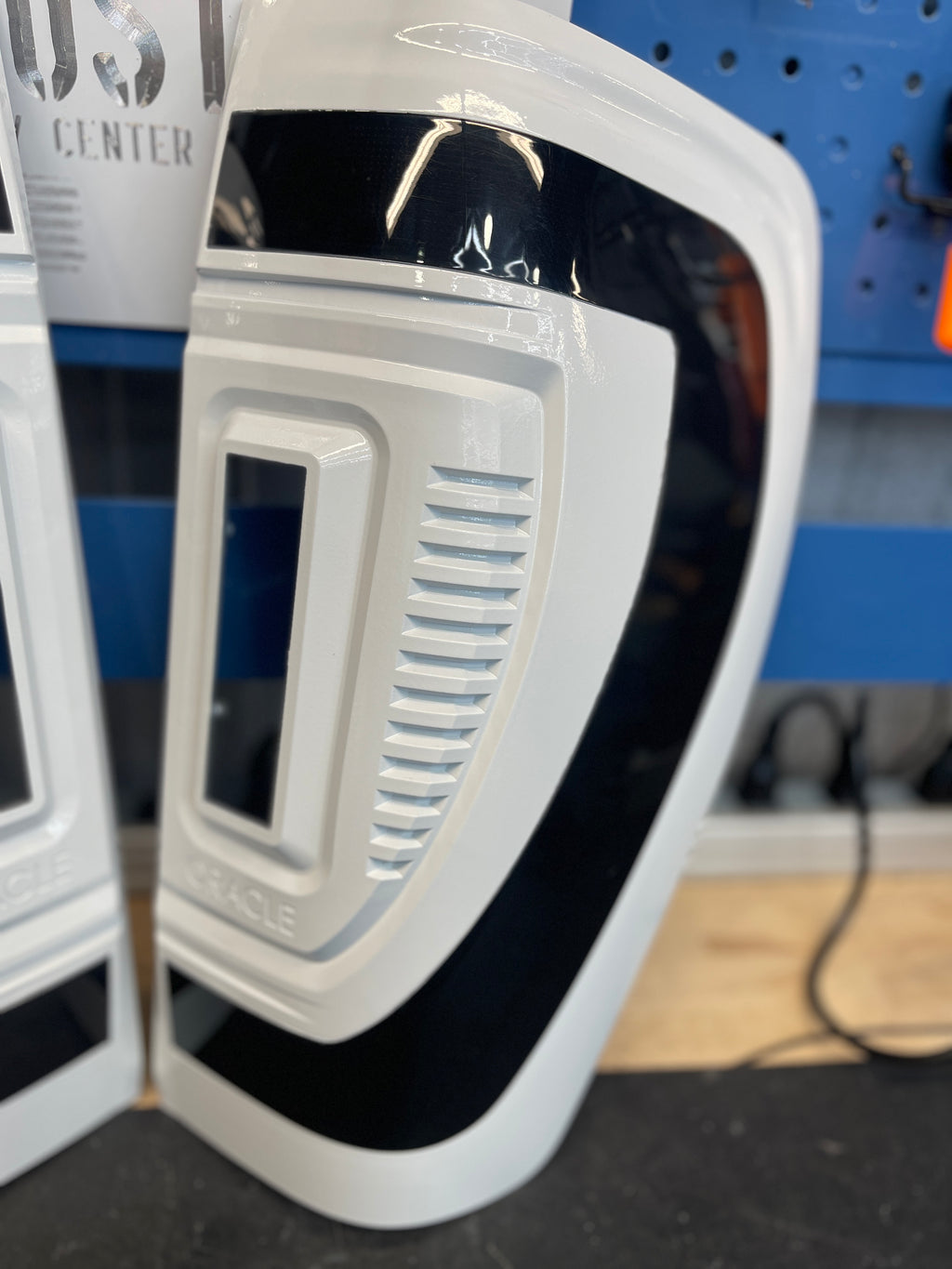 2019-23 GMC SIERRA FLUSH MOUNT TAIL LIGHTS