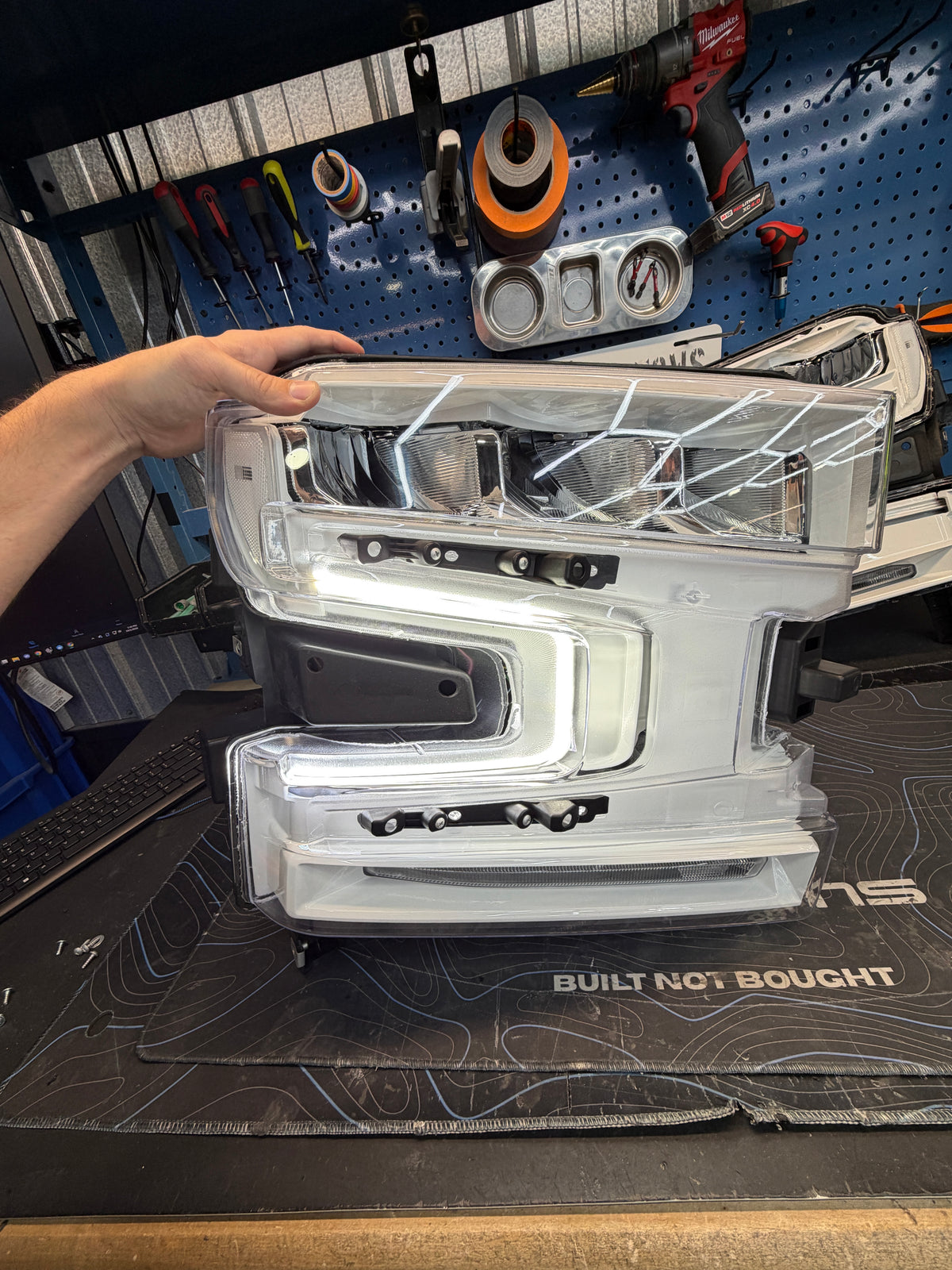 2019-2021 CHEVY SILVERADO 1500 REFLECTOR LED HEADLIGHT