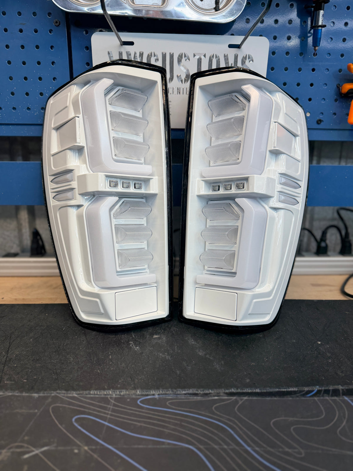 2019-2023 GMC Sierra LED Tail Lights