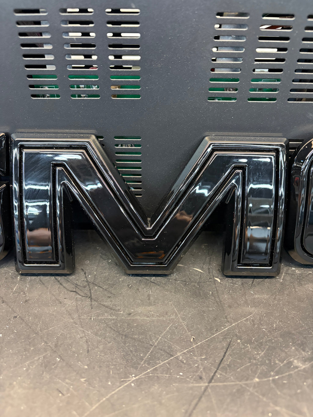 2019-2023 GMC Tailgate Emblem