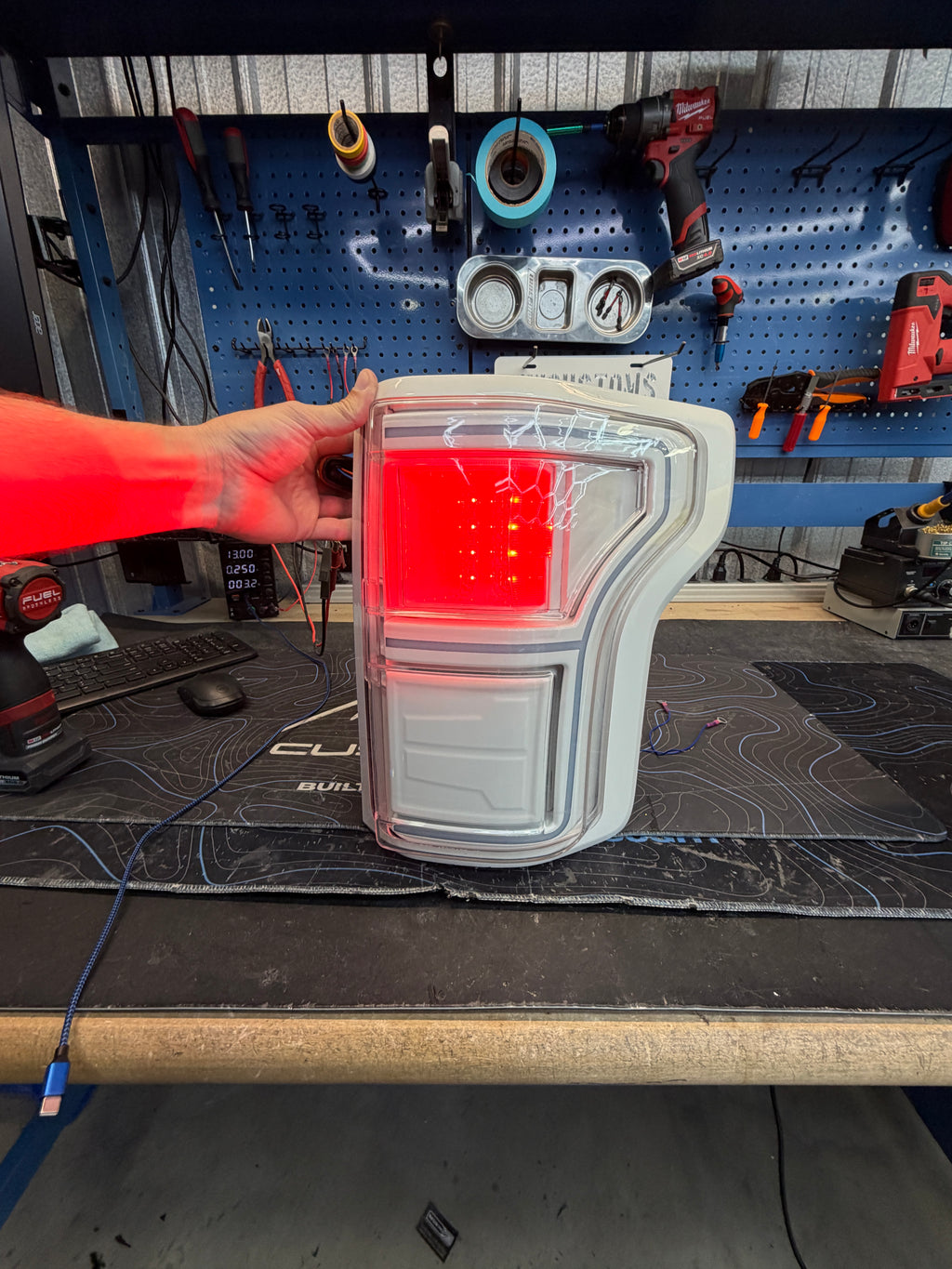 2018-2020 FORD F150 TAIL LIGHTS (Fits factory LED trucks only)