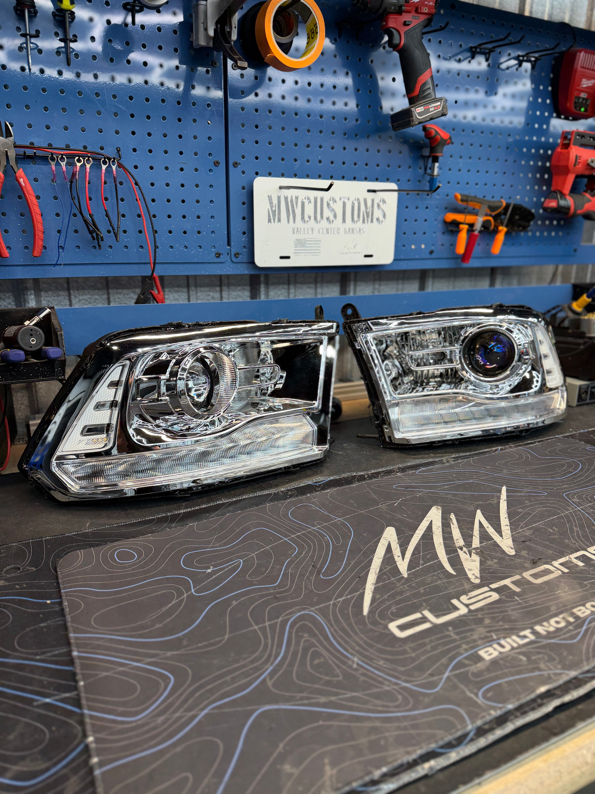 OPEN BOX – 2009-2018 Ram Projector Headlights *CHROME*