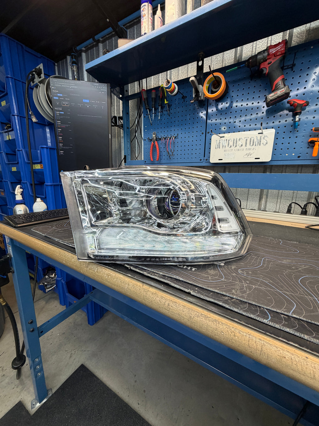OPEN BOX – 2009-2018 Ram Projector Headlights *CHROME*