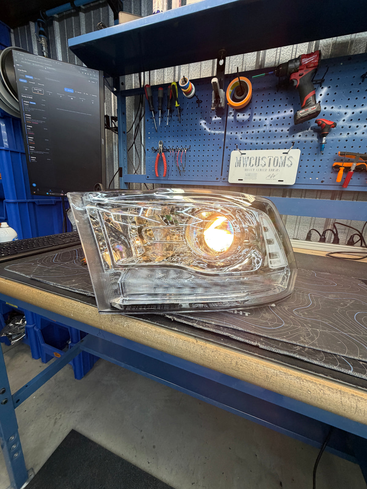 OPEN BOX – 2009-2018 Ram Projector Headlights *CHROME*