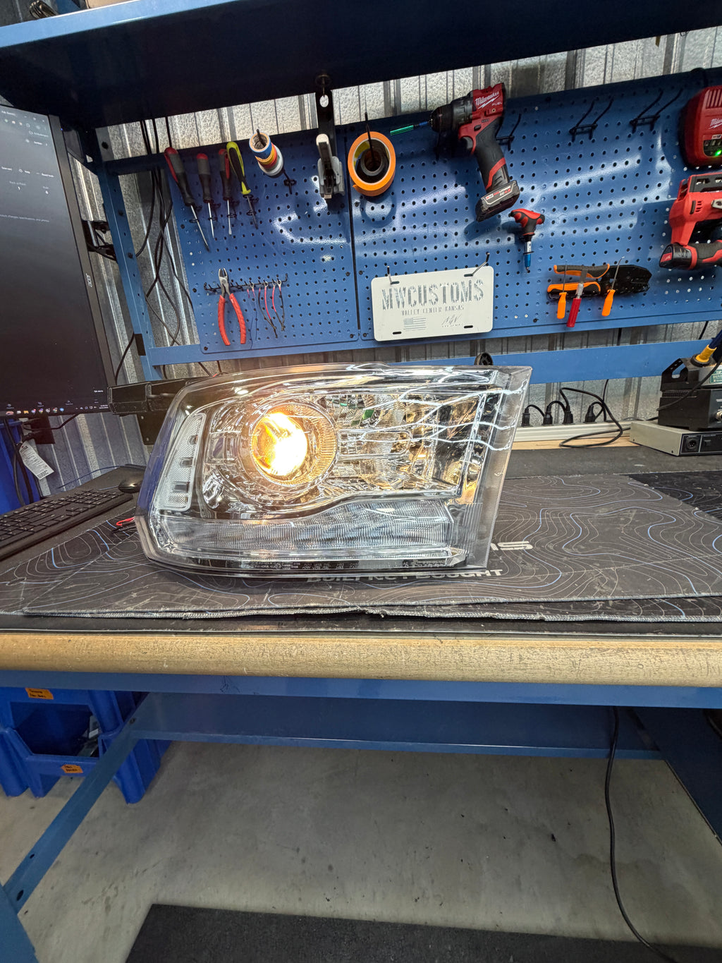 OPEN BOX – 2009-2018 Ram Projector Headlights *CHROME*