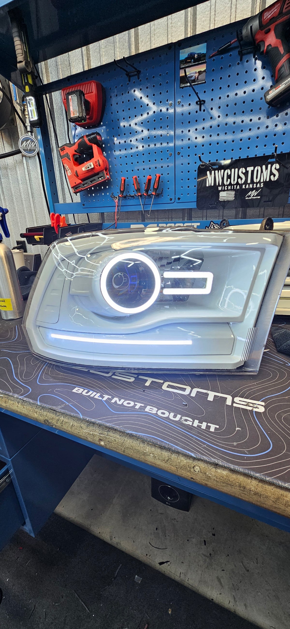 2009-2018 Ram Projector Switchback Headlights