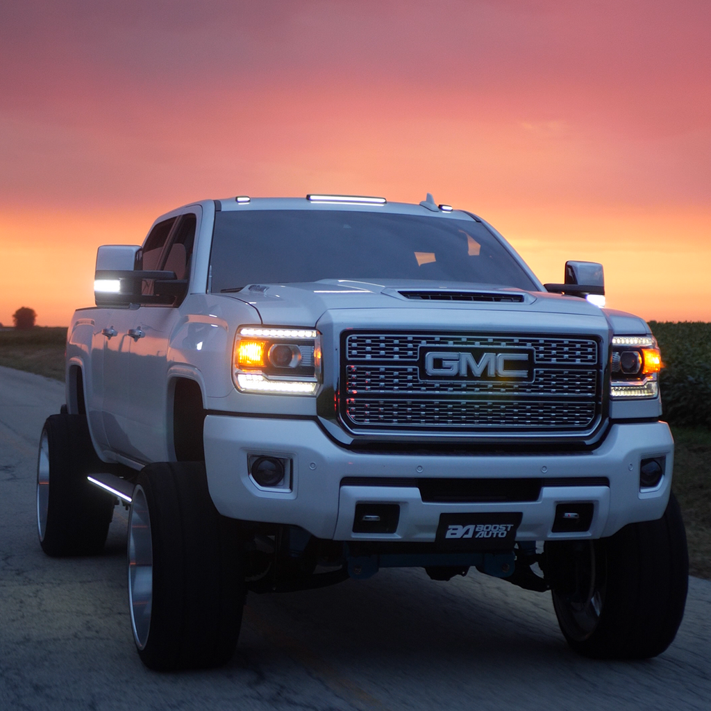 2015-2019 GMC Sierra 2500/3500 S-Series Cab Lights – Installed
