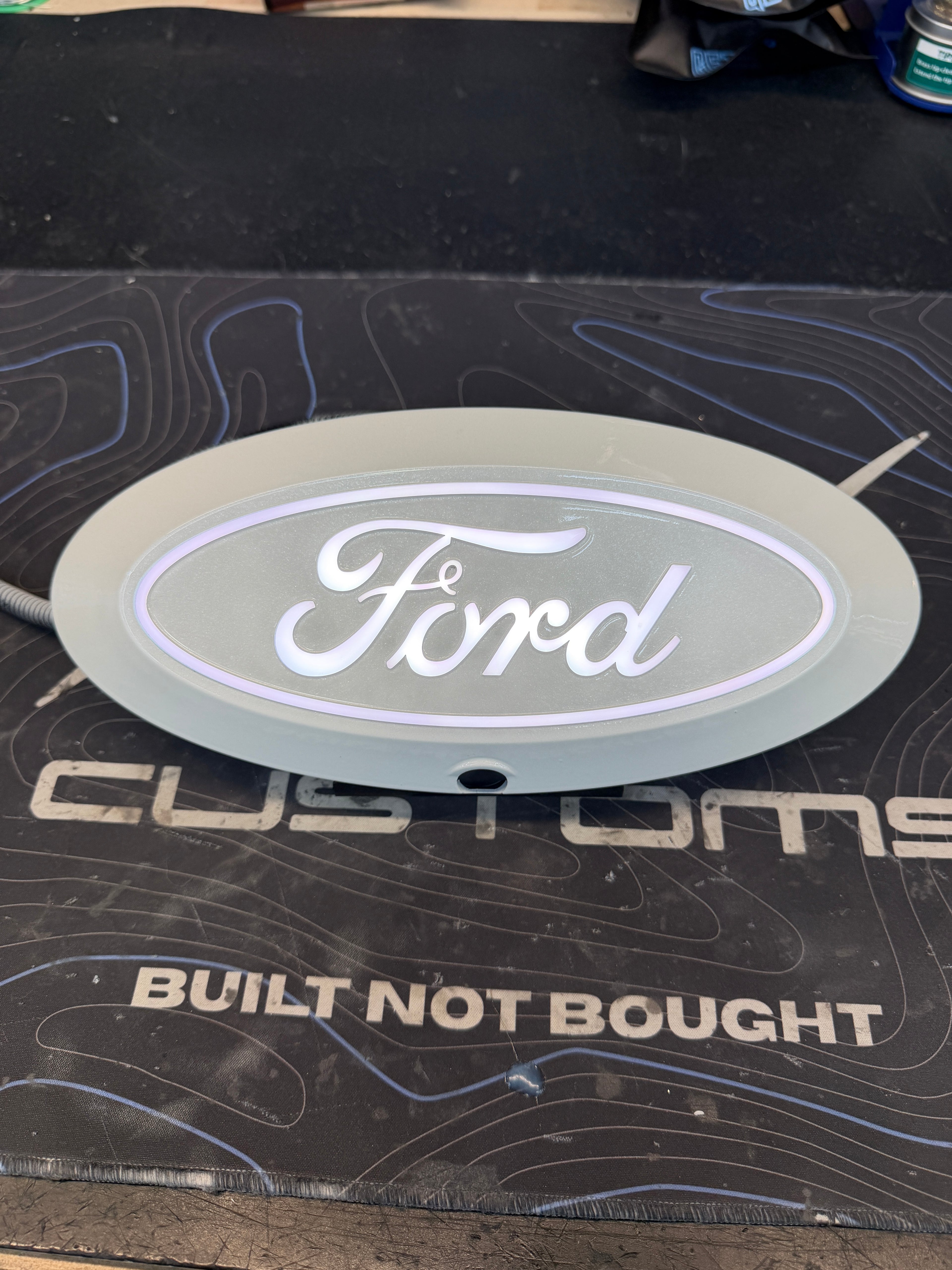 2025-2026 FORD SUPER DUTY PUTCO EMBLEM (w/ Camera | w/o washer)