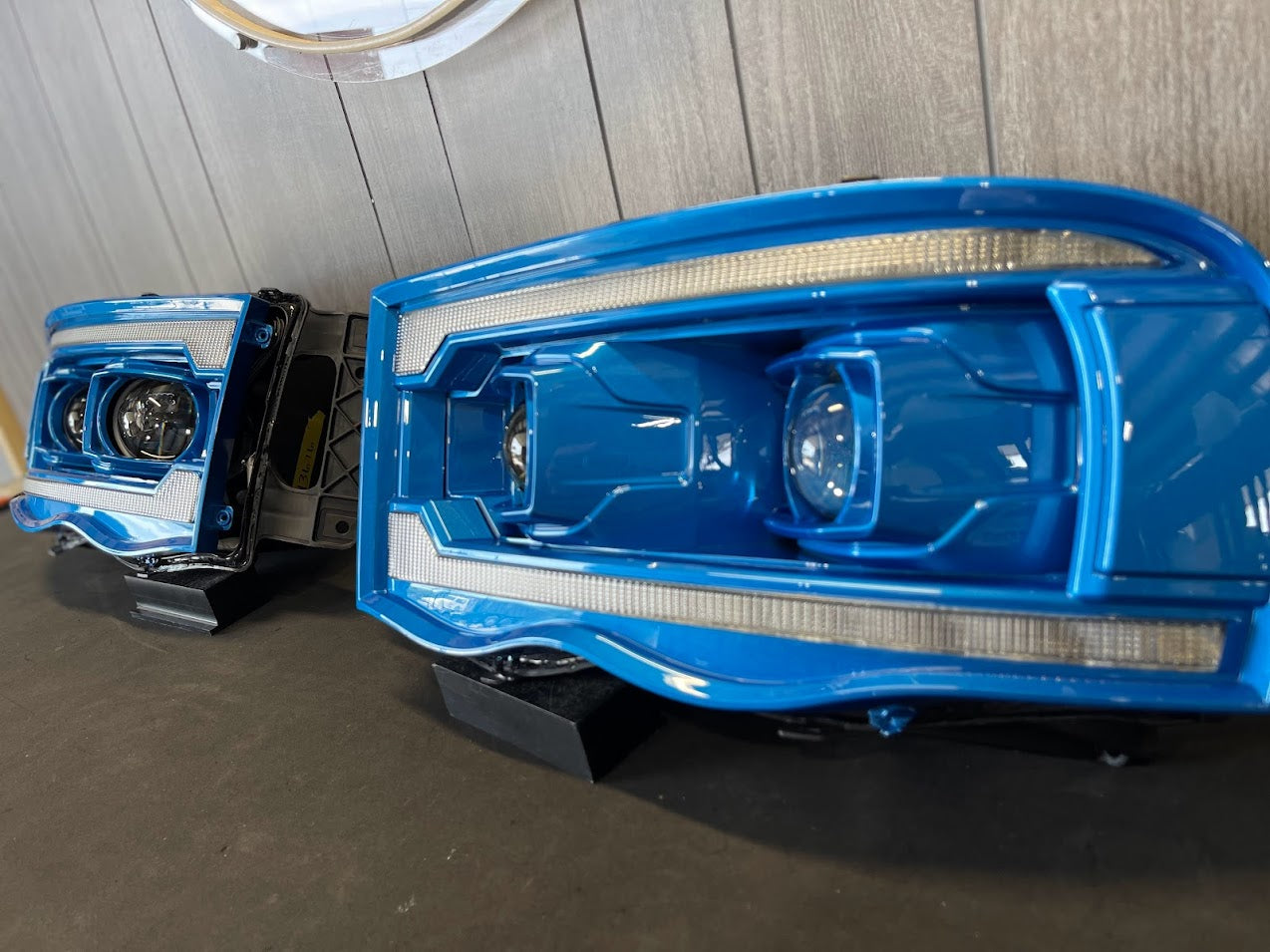2002-05 DODGE RAM ALPHAREX HEADLIGHTS