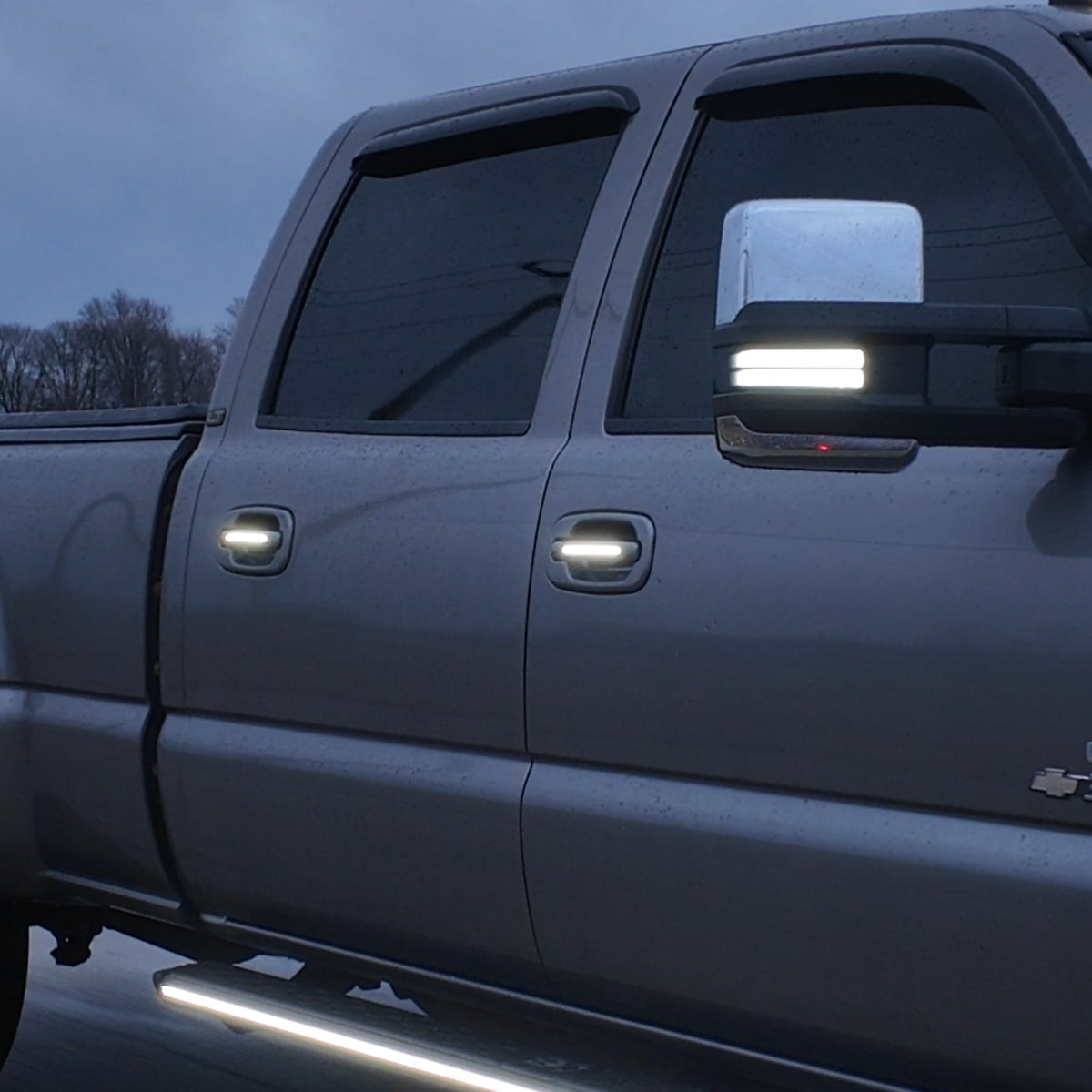 1999-2007 Chevy Silverado/GMC Sierra & SUVs ION Series LED Door Handles