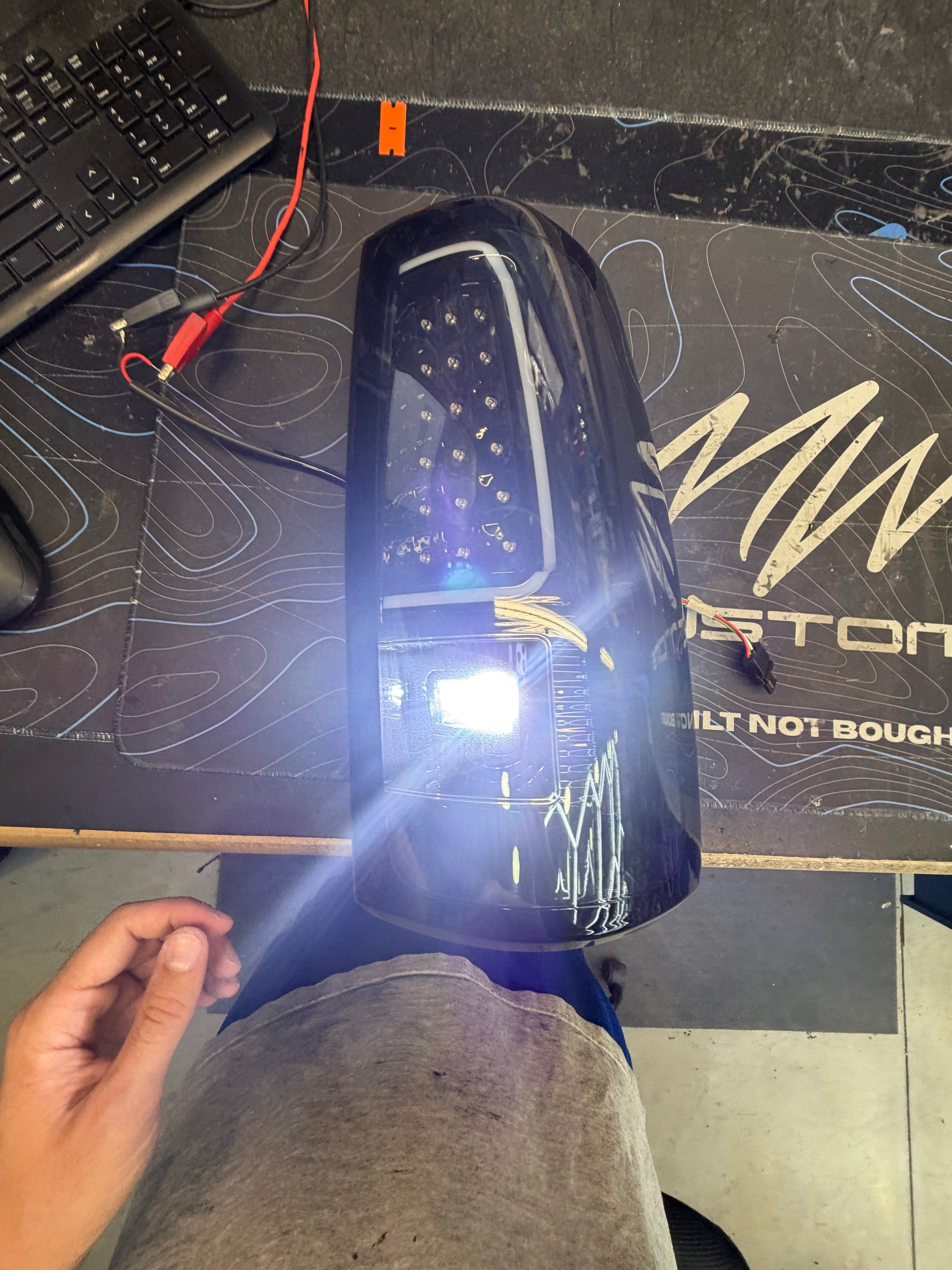 1999-2006 GMC SIERRA | 2003-2007 CHEVY SILVERADO LED TAIL LIGHTS