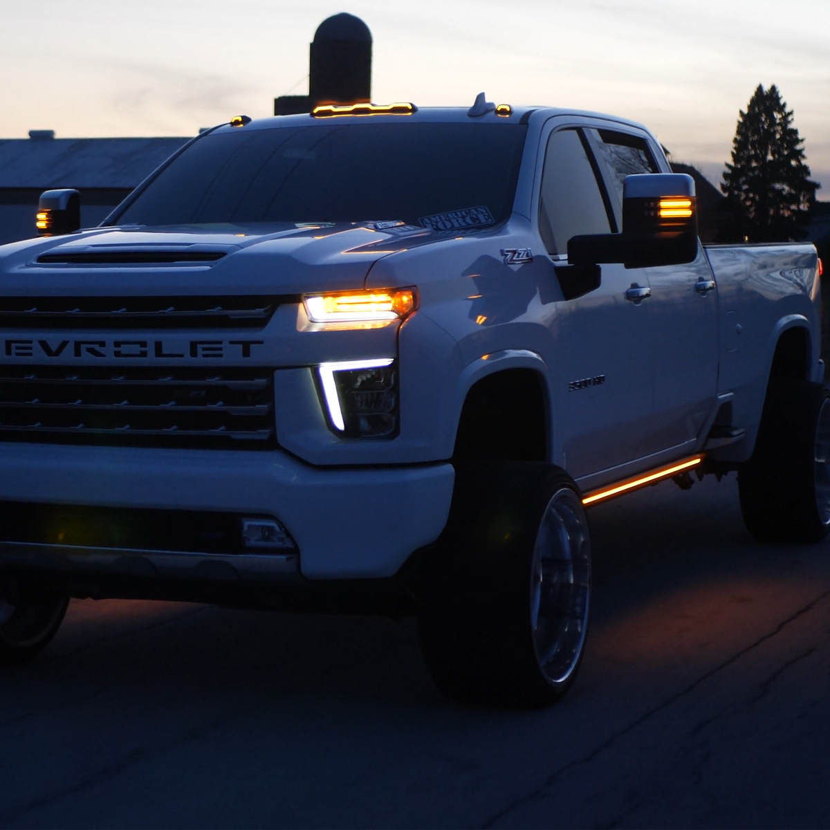 2020-2026 Chevy Silverado & GMC Sierra 2500/3500 | Powered Light Up Running Boards
