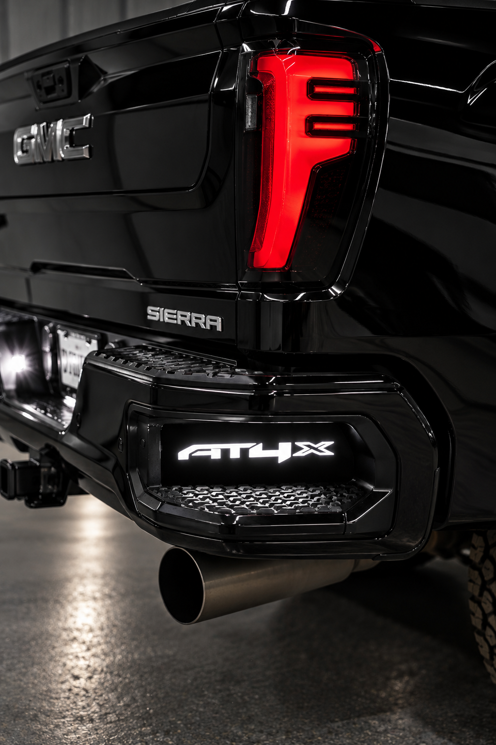 2020-2026 Chevy Silverado HD / GMC Sierra HD Illuminated Rear Bumper CornerStep Inserts