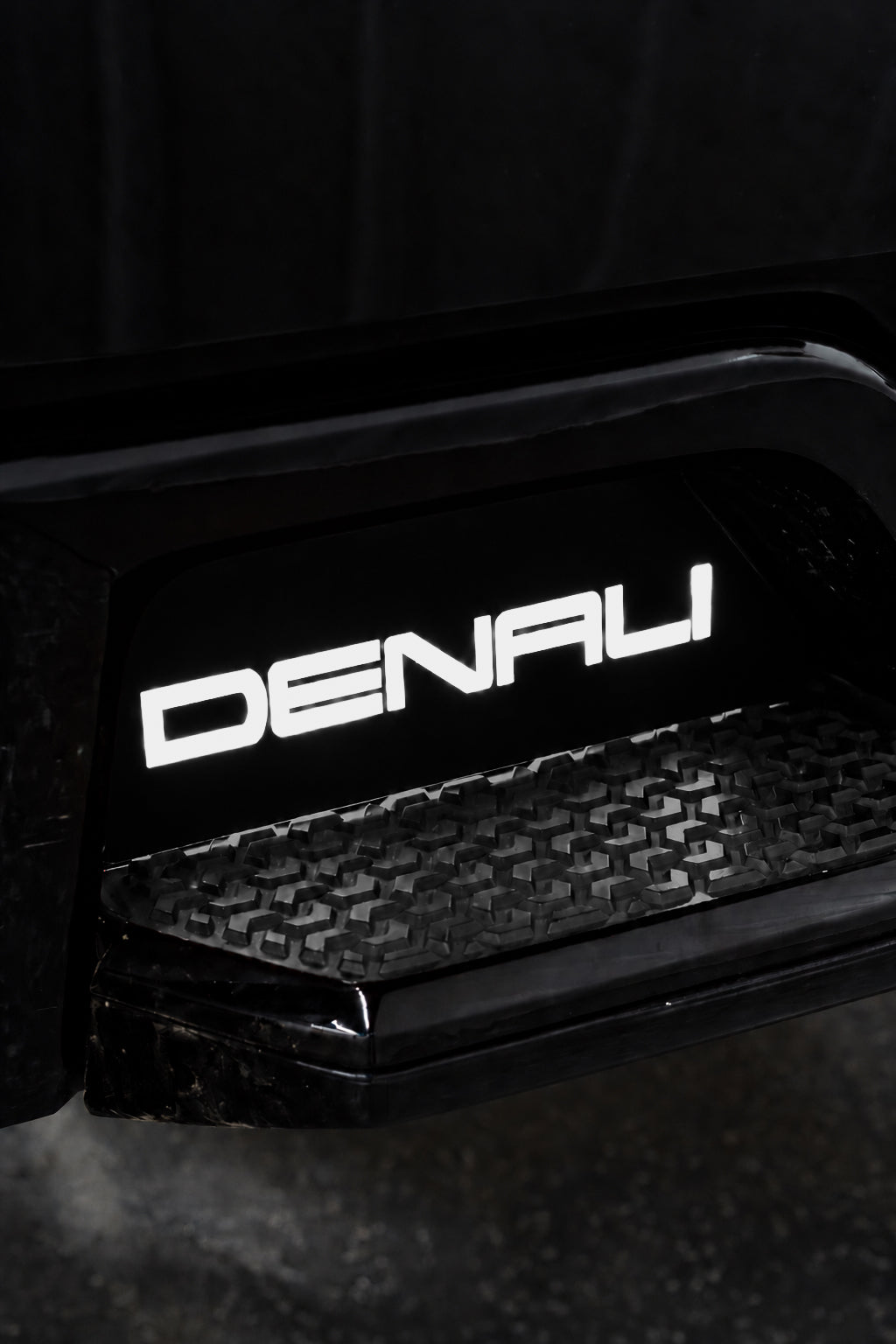 2020-2026 Chevy Silverado HD / GMC Sierra HD Illuminated Side Step Inserts