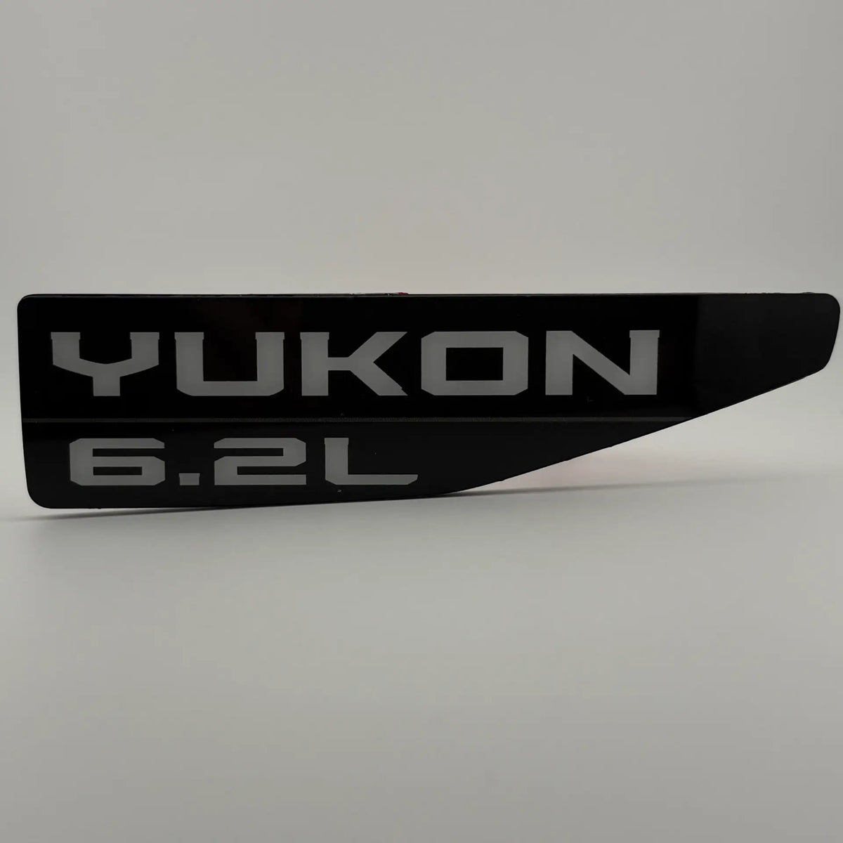 2021-2026 GMC Yukon | Illuminated Fender Badges