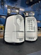 2004 - 08 F-150 C Bar Style Tail Light