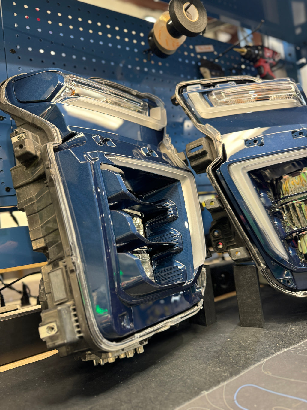 2020 - 23 CHEVY SILVERADO 2500 HEADLIGHTS
