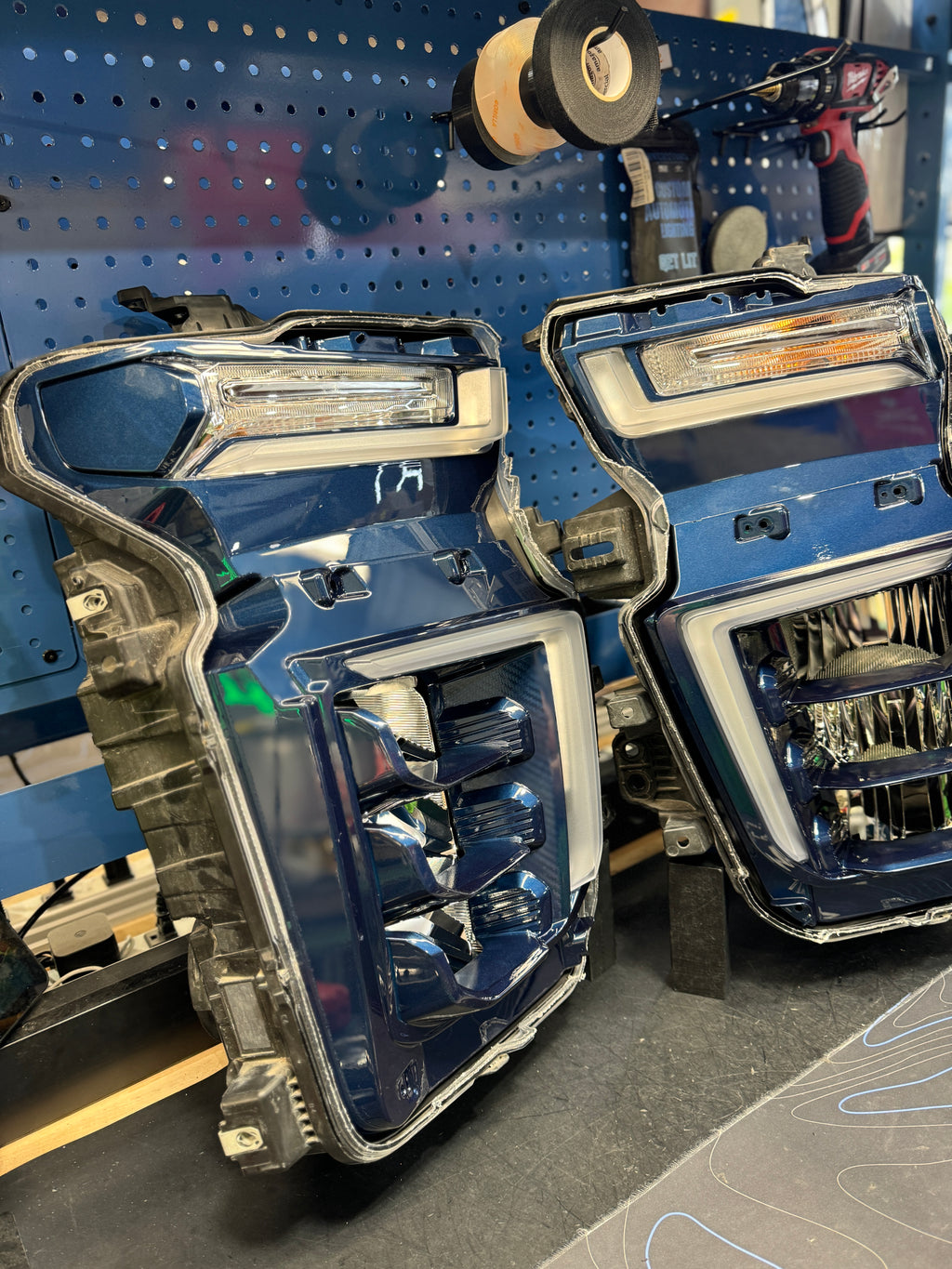 2020 - 23 CHEVY SILVERADO 2500 HEADLIGHTS