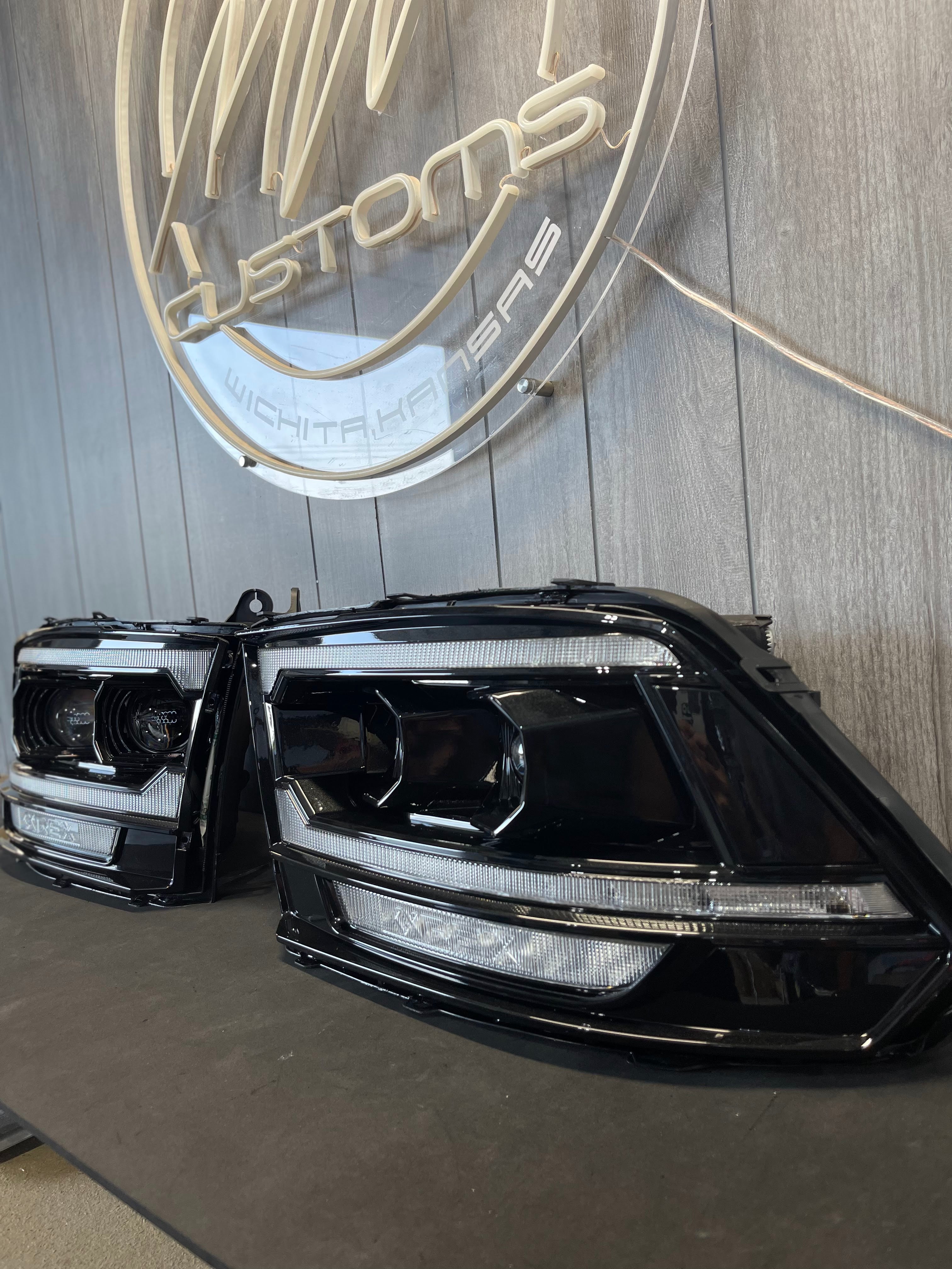 2009-18 DODGE RAM ALPHAREX G2 5TH GEN RAM STYLE HEADLIGHTS