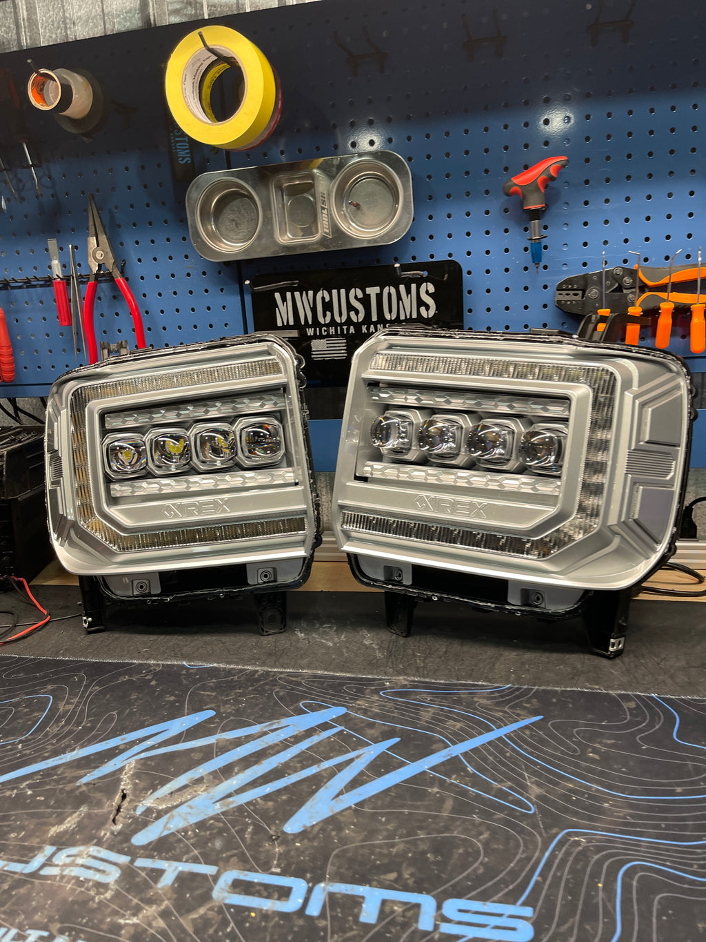 2014-18 GMC SIERRA ALPHAREX NOVA SERIES HEADLIGHTS
