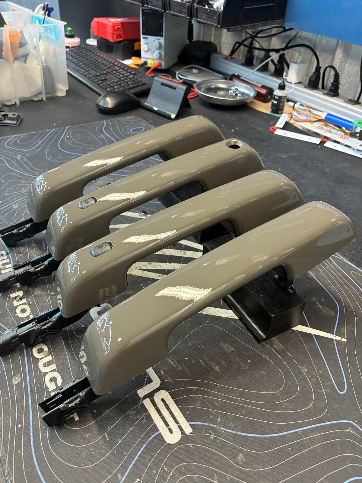 OPEN BOX – 2021-2026 Ford Sequential Switchback Door Handles (Fits F150, Super Duty, Bronco) *PAINT CODE: T9*