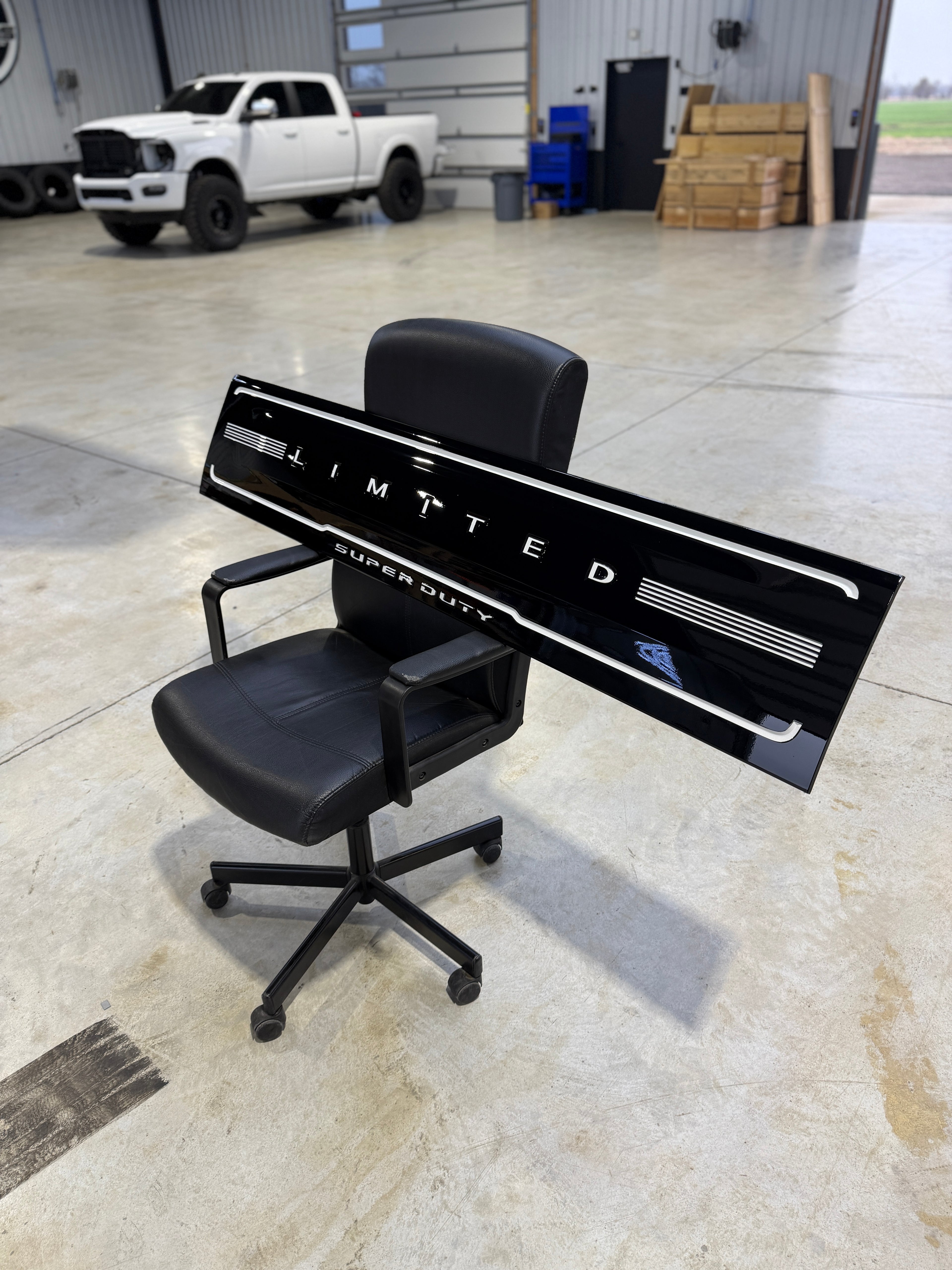 2011-2026 Ford Super Duty Tailgate Applique