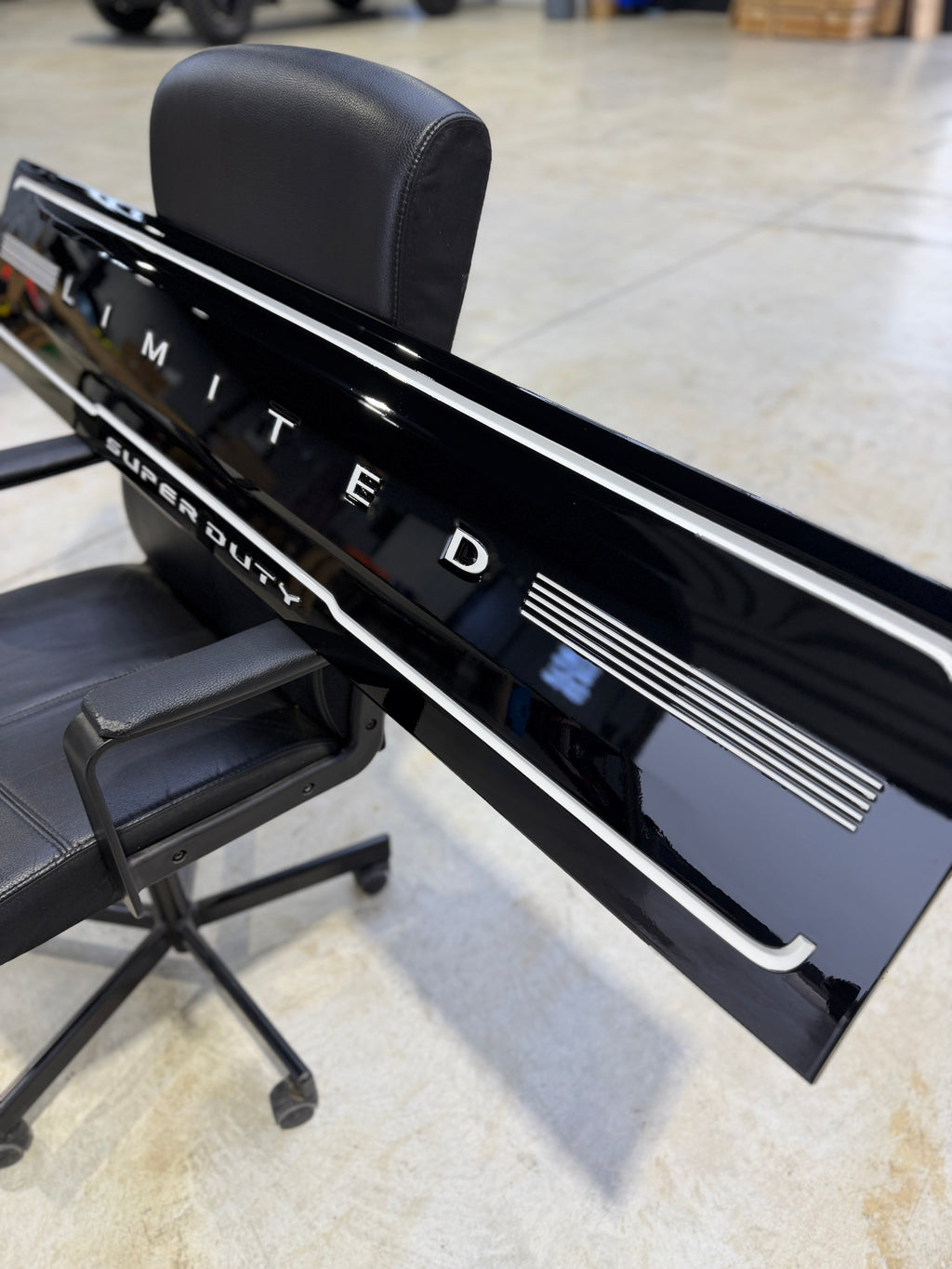 2011-2026 Ford Super Duty Tailgate Applique
