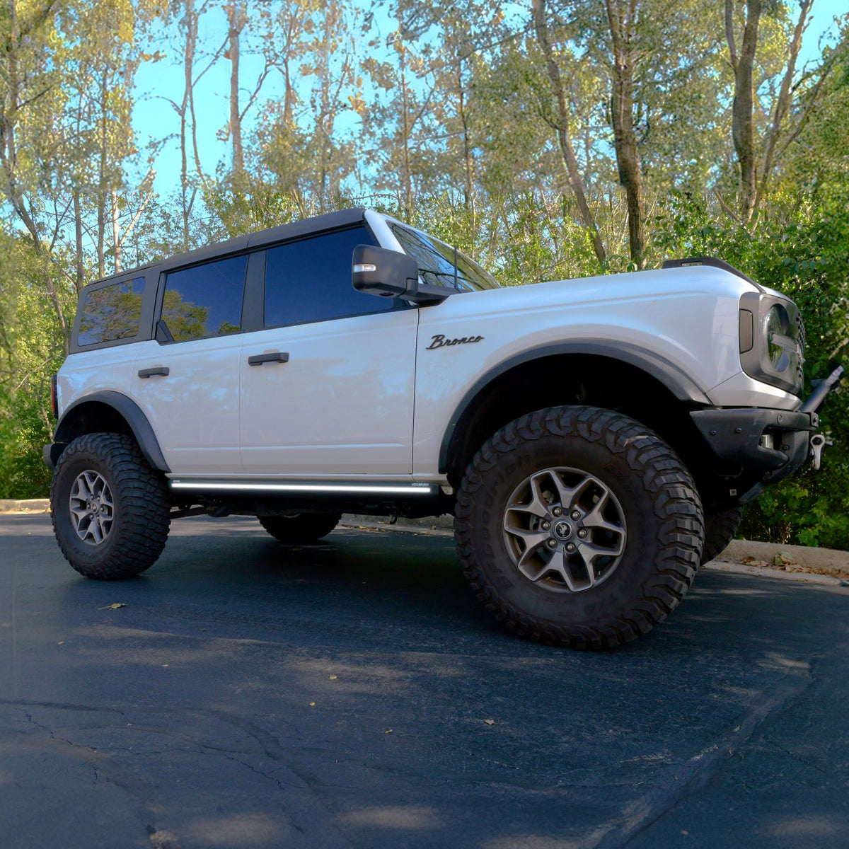 2021-2026 Ford Bronco | Powered Light Up Running Boards