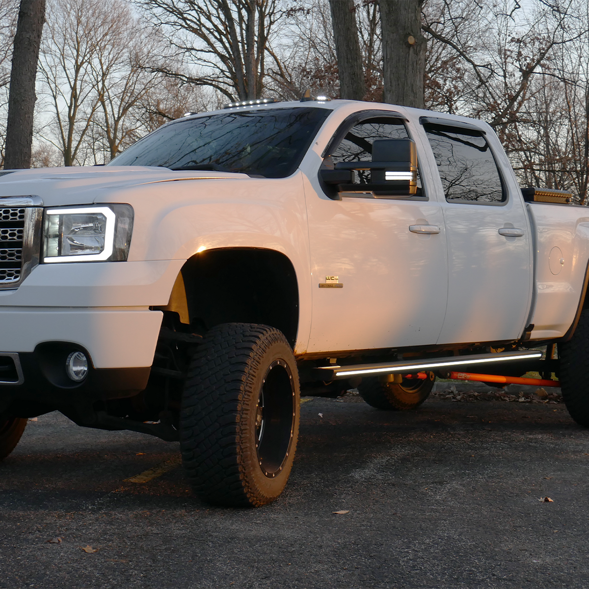 2007-2014 Chevy Silverado & GMC Sierra | Light Up Running Boards