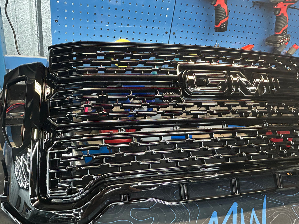 2020-2023 GMC SIERRA HD FRONT GRILLE (Fits trucks not equipped w/ front facing camera)
