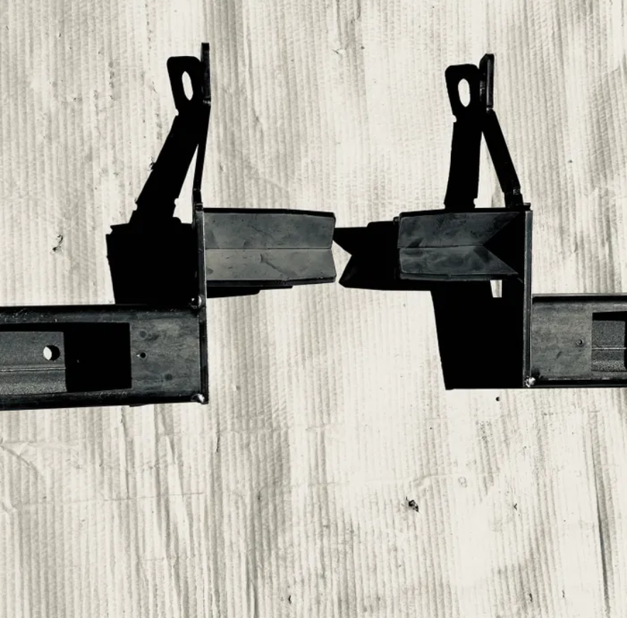 2013-2018 GMC SIERRA HITCH BARS