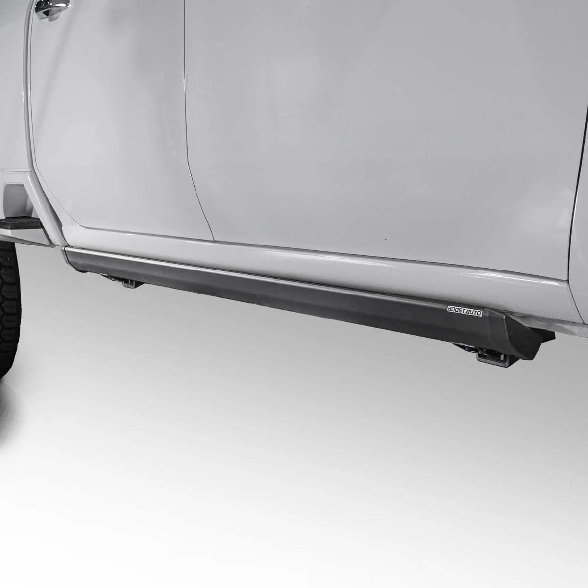2019-2026 Chevy Silverado & GMC Sierra 1500 | Powered Running Boards