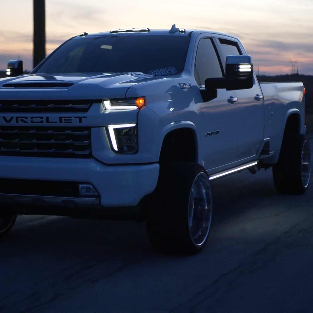 2020-2026 Chevy Silverado & GMC Sierra 2500/3500 | Powered Light Up Running Boards