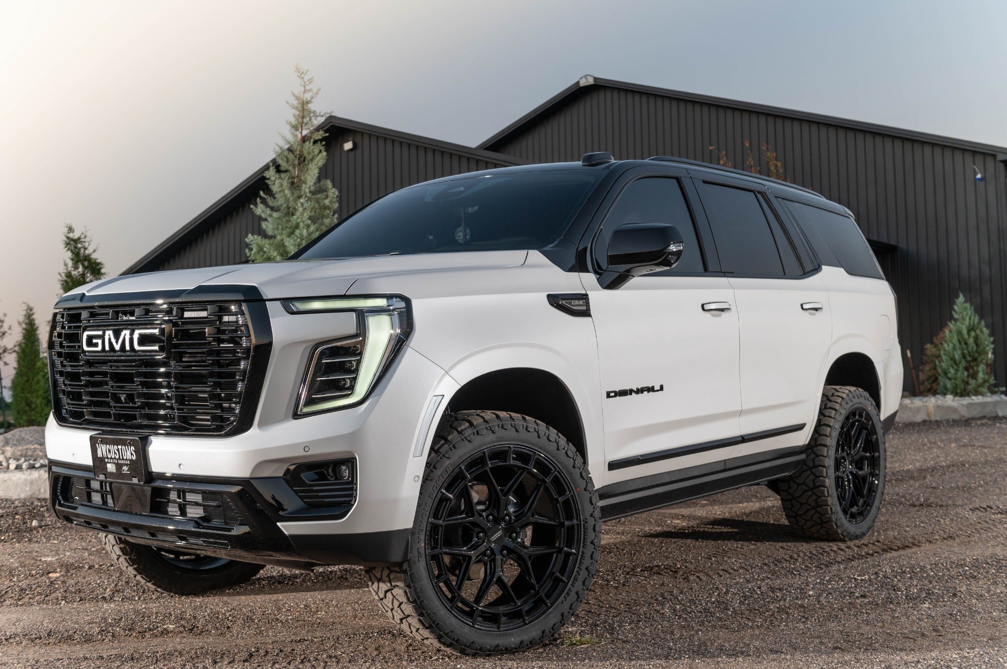 GMC Yukon built by MWCustoms