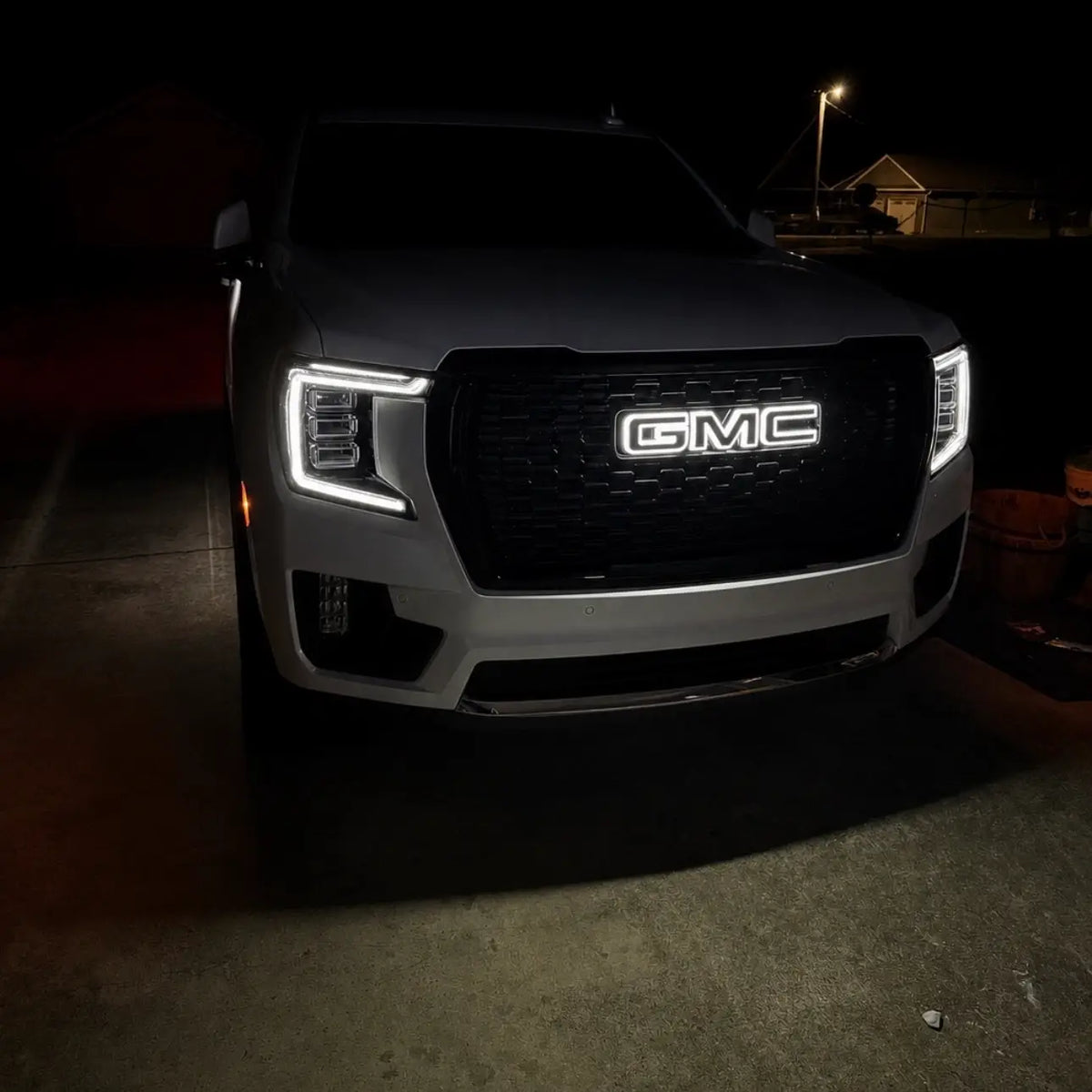 2019-2026 GMC Sierra, Canyon & Yukon | Illuminated GMC Emblem