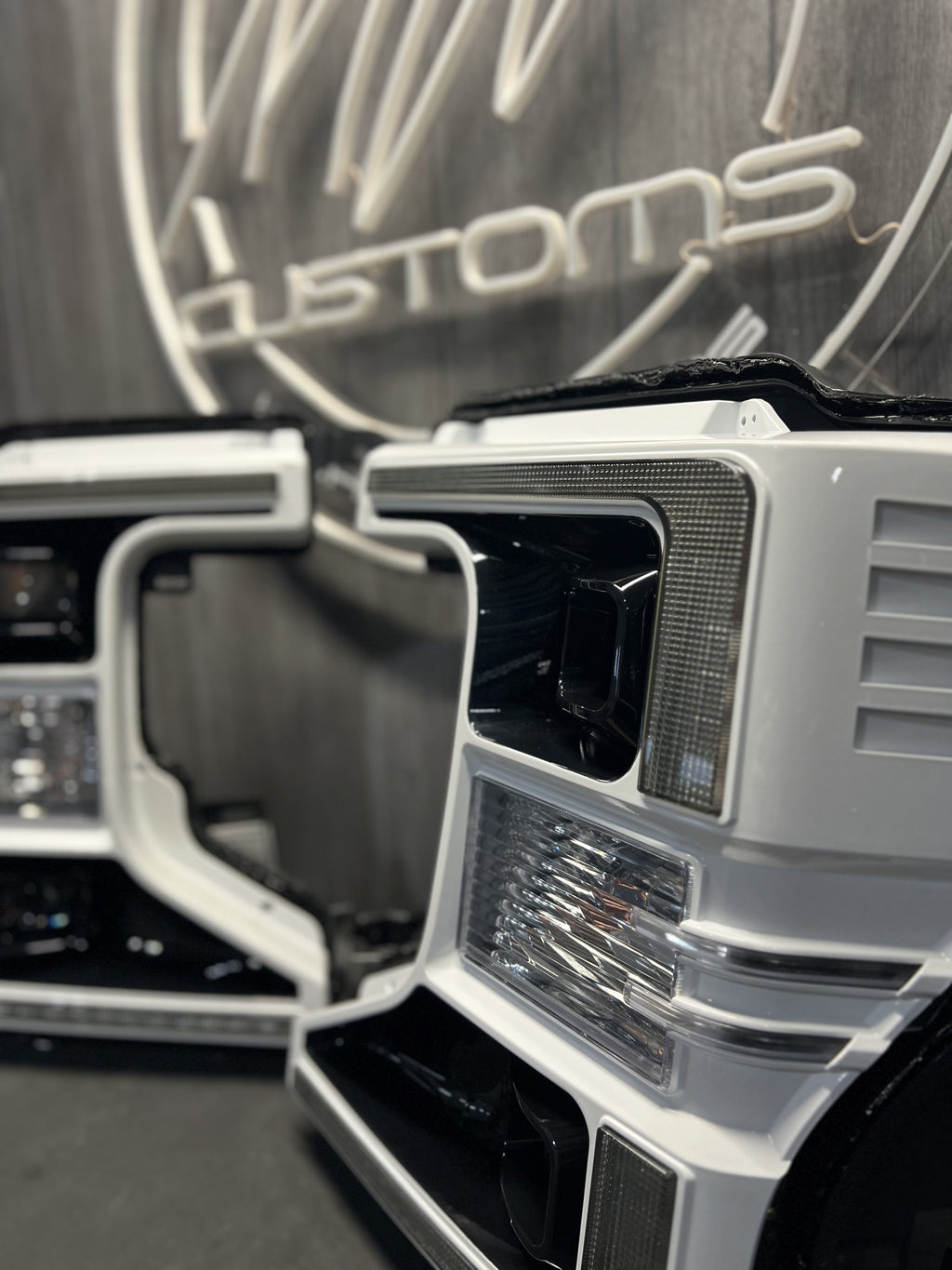 2020 - 22 FORD SUPER DUTY MORIMOTO HYBRID HEADLIGHTS
